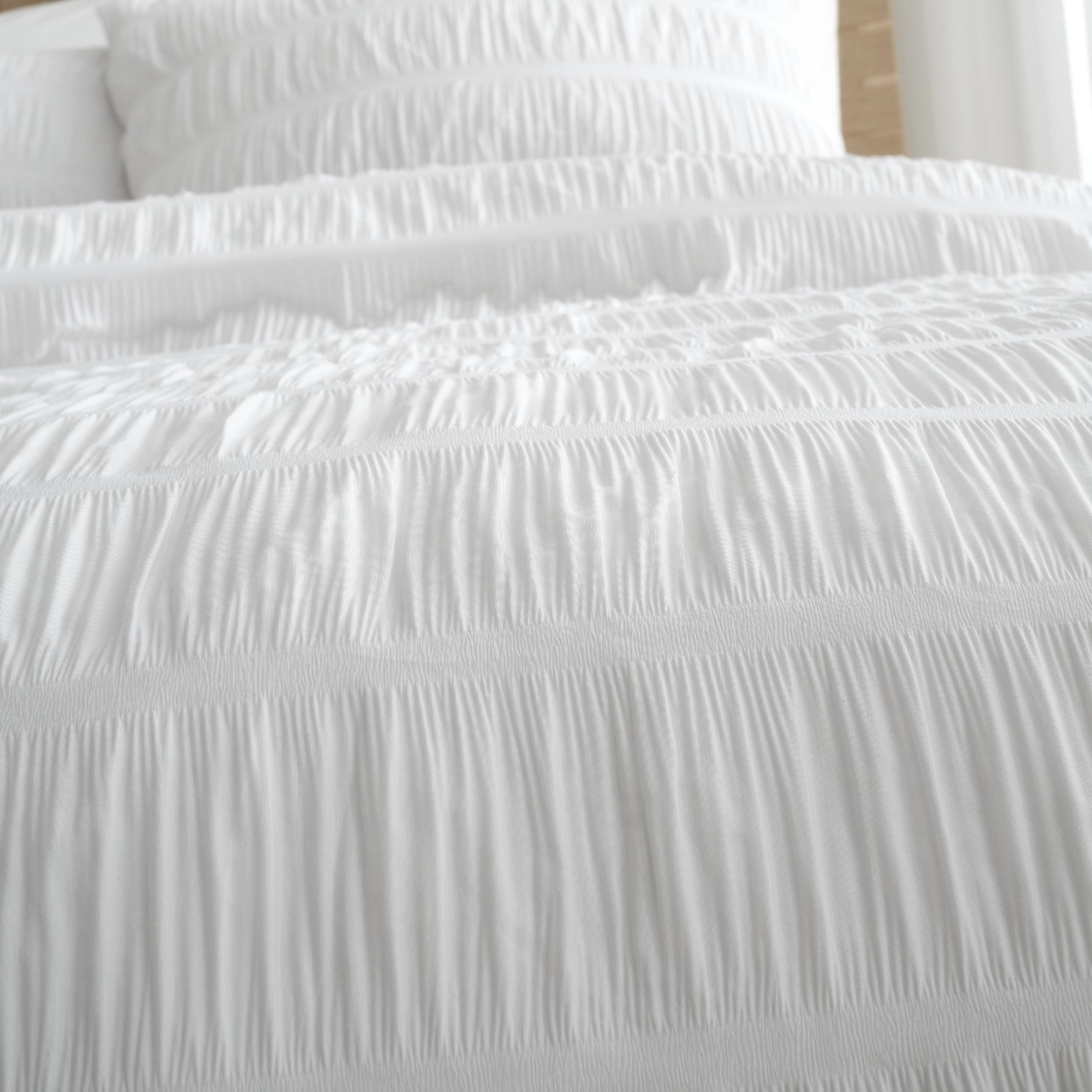 White - Catherine Lansfield - Seersucker Duvet Cover Set - 3