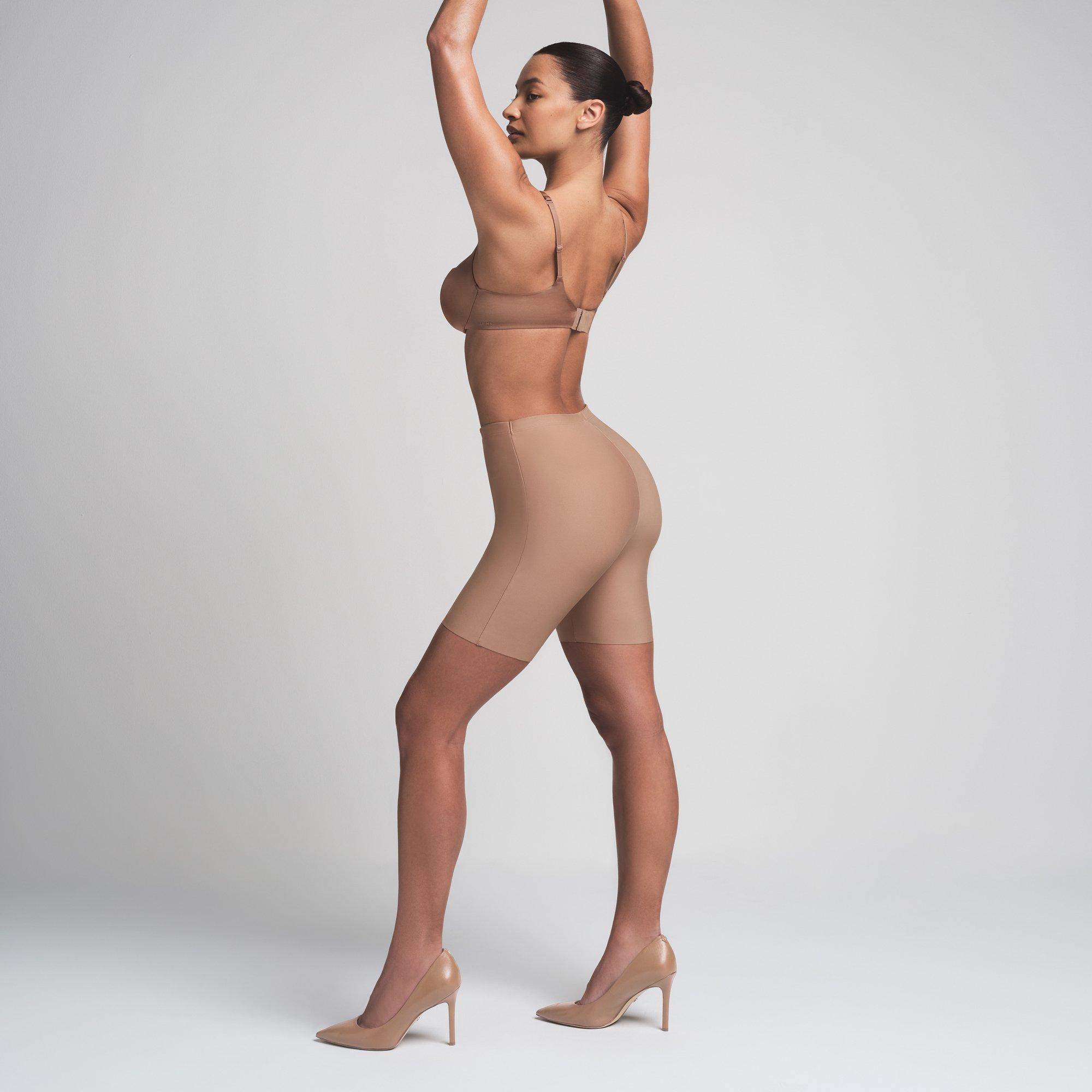 Sienna - SKIMS - Womens SKIMS Body Butt Enhancing Short - 4