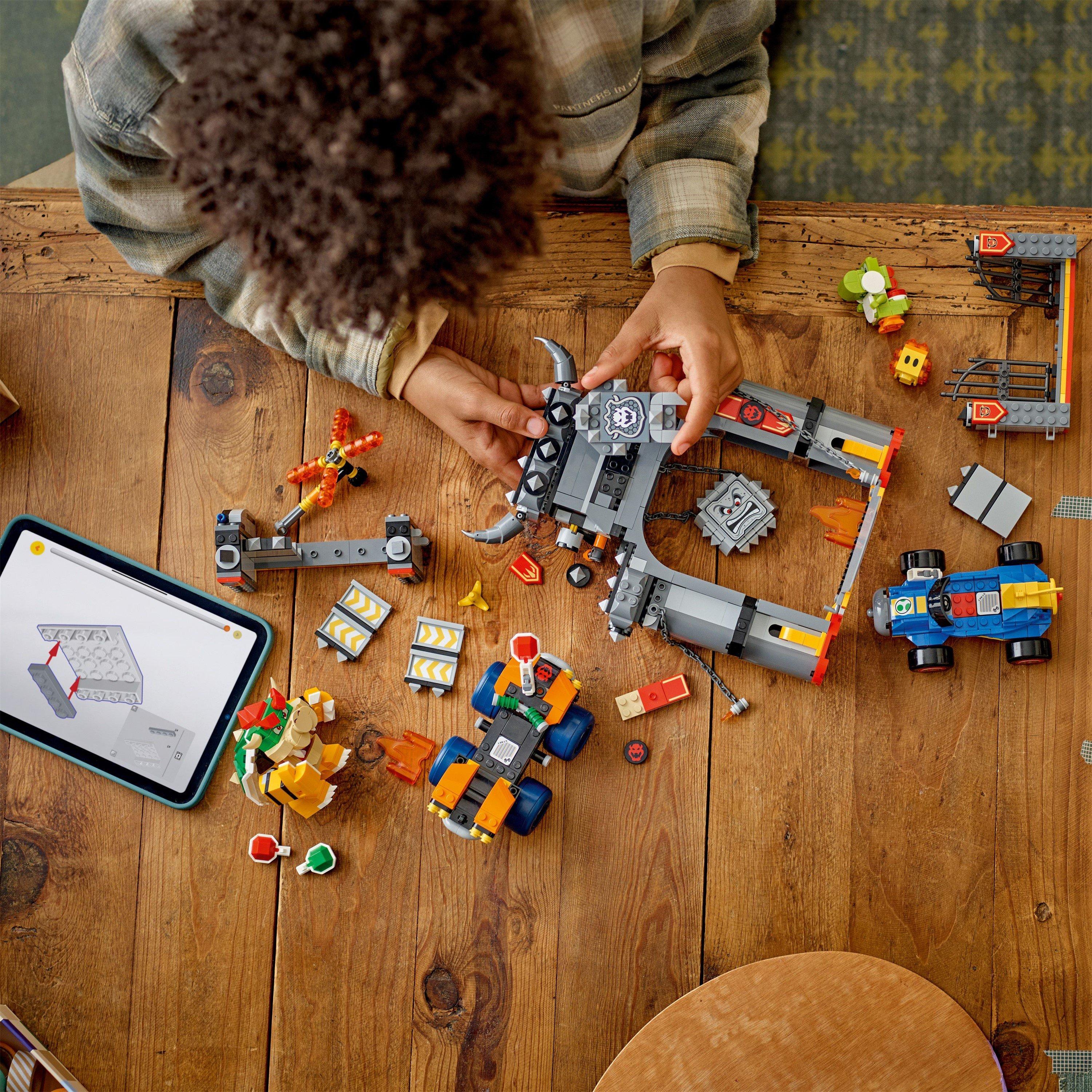 TBC - LEGO - LEGO® Super Mario™ 72039 Mario Kart™ – Bowser’s Castle Toy - 3