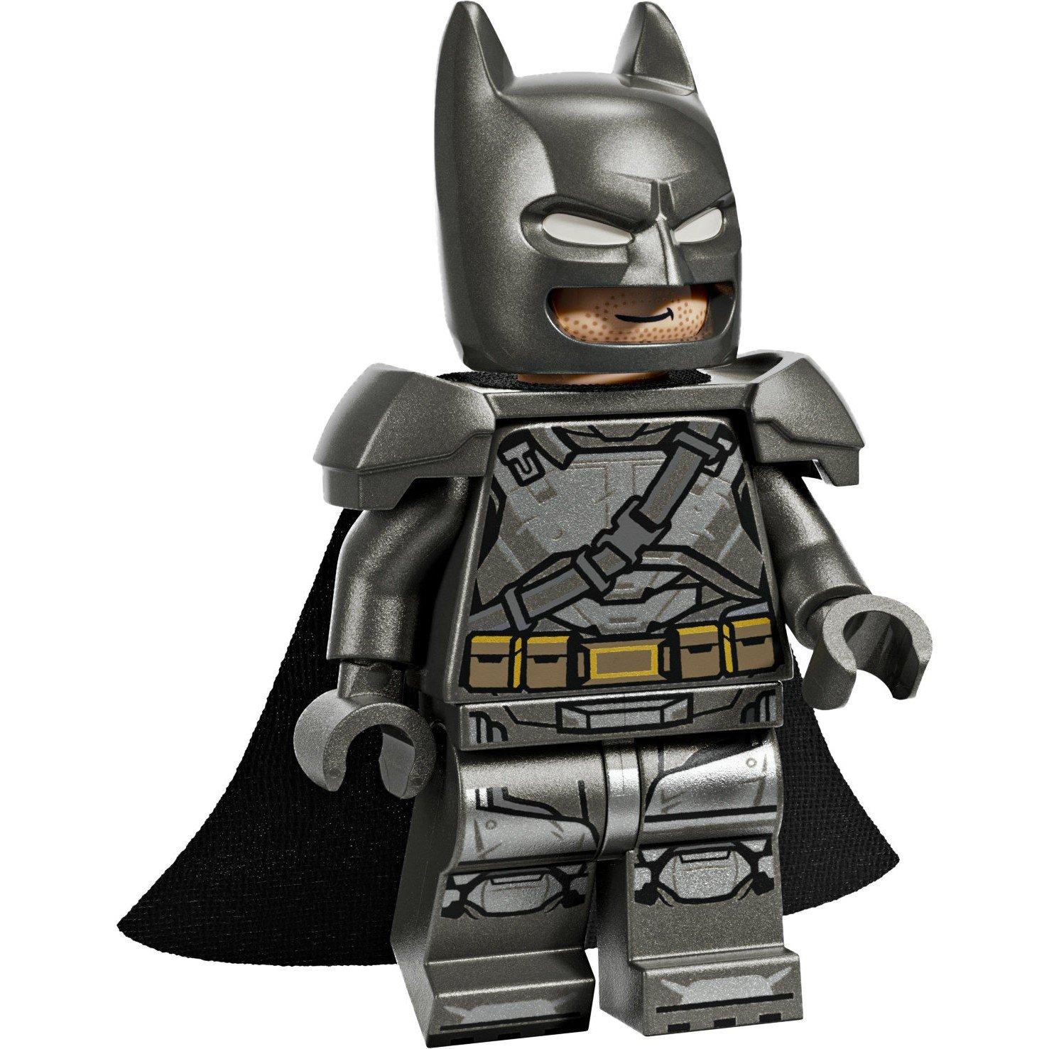 DC Comics - LEGO - DC Batman v Superman Batmobile Toy Car Model Kit 76331 - 15