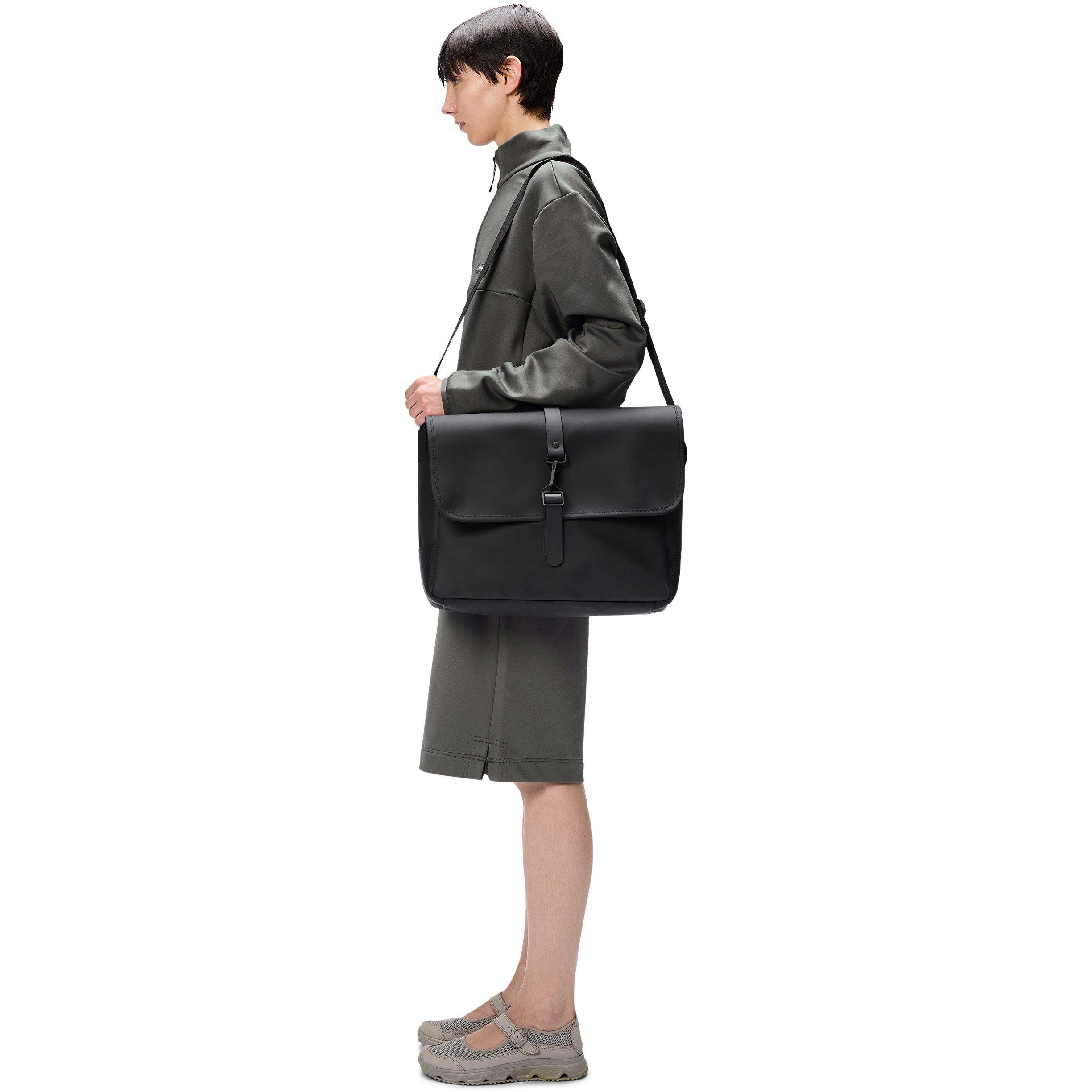Black 01 - Rains - Messenger Bag - 5