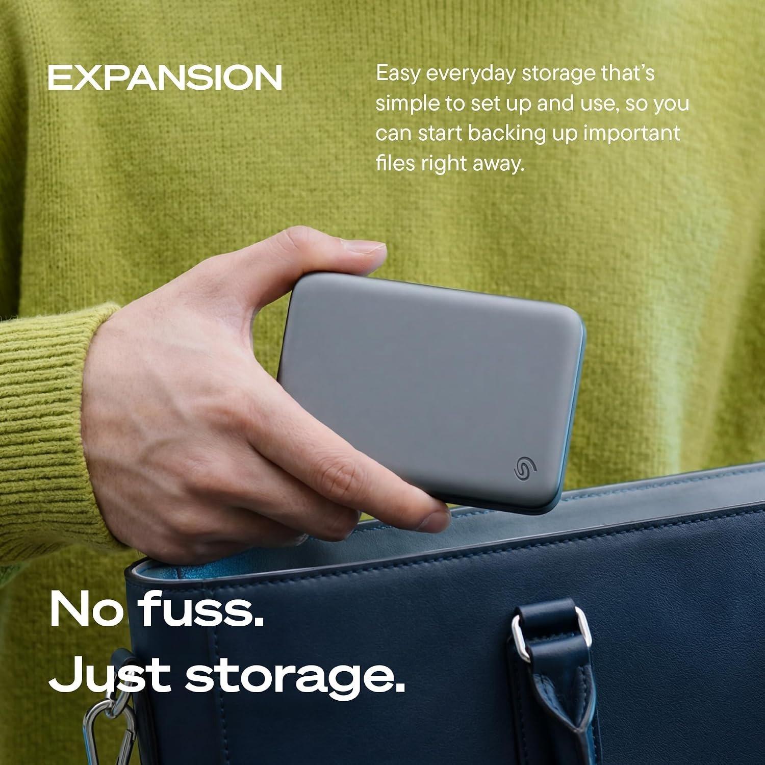 Negro - Seagate - 4TB Expansion Portable Hard Drive  MicroB to USB-C - 4