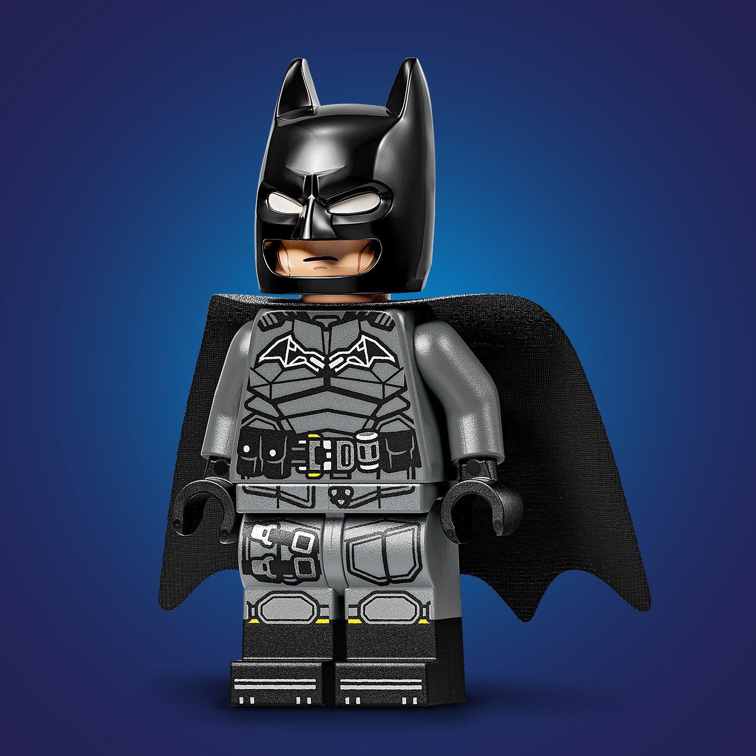 DC Comics - LEGO - DC The Batman Batmobile Car Toy with a Minifigure 76332 - 11