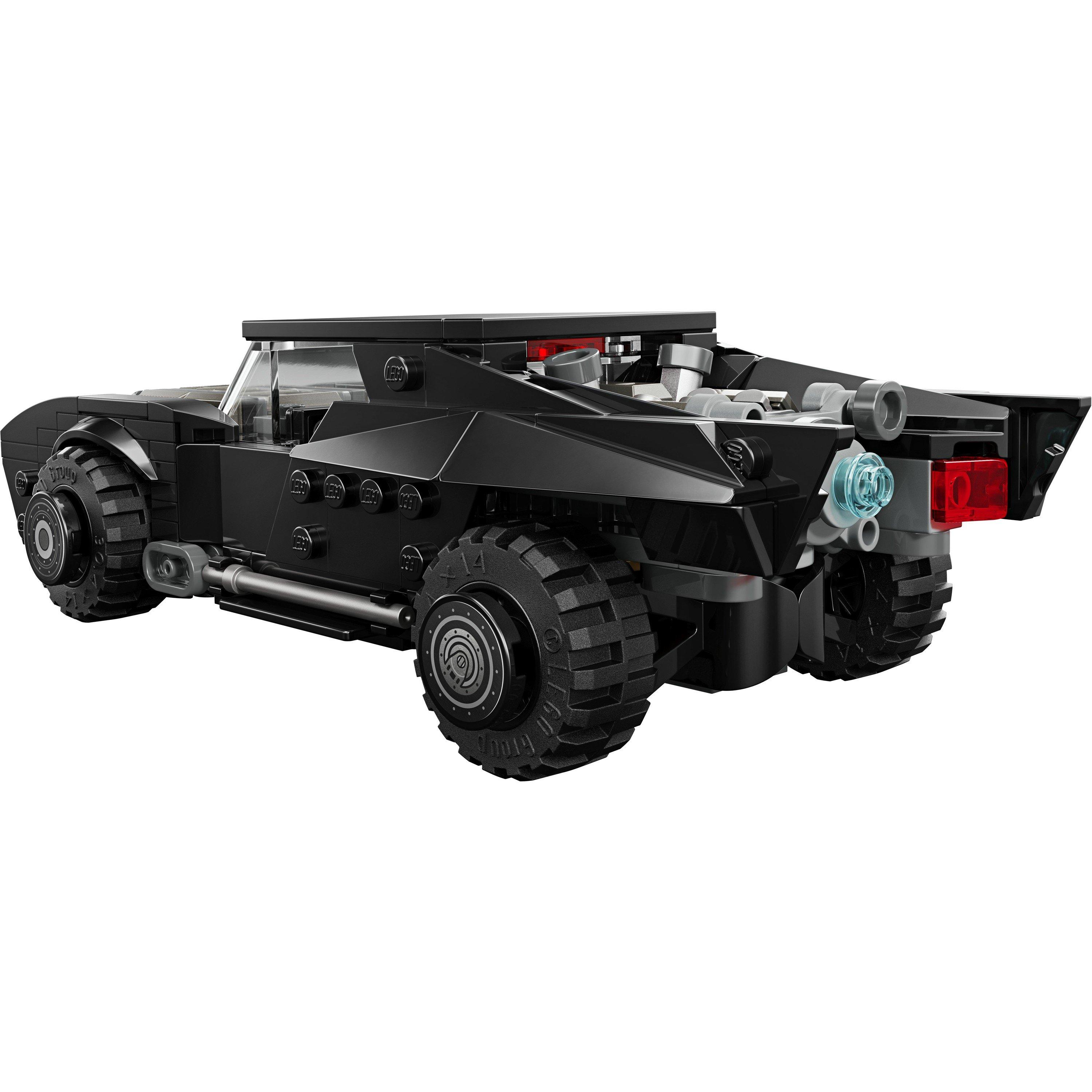 DC Comics - LEGO - DC The Batman Batmobile Car Toy with a Minifigure 76332 - 14