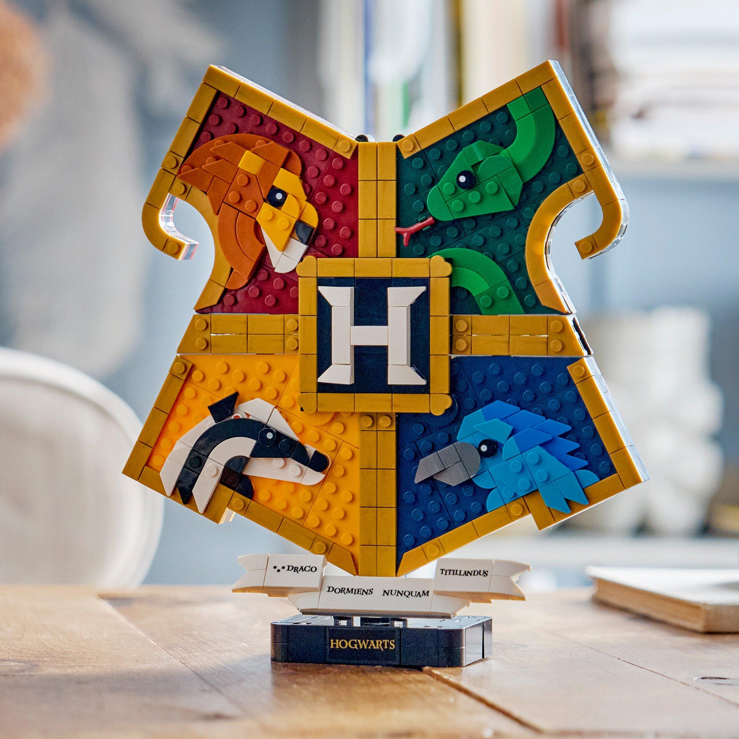 Hogwarts Crest - LEGO - LEGO Harry Potter 76 Jn63 - 6