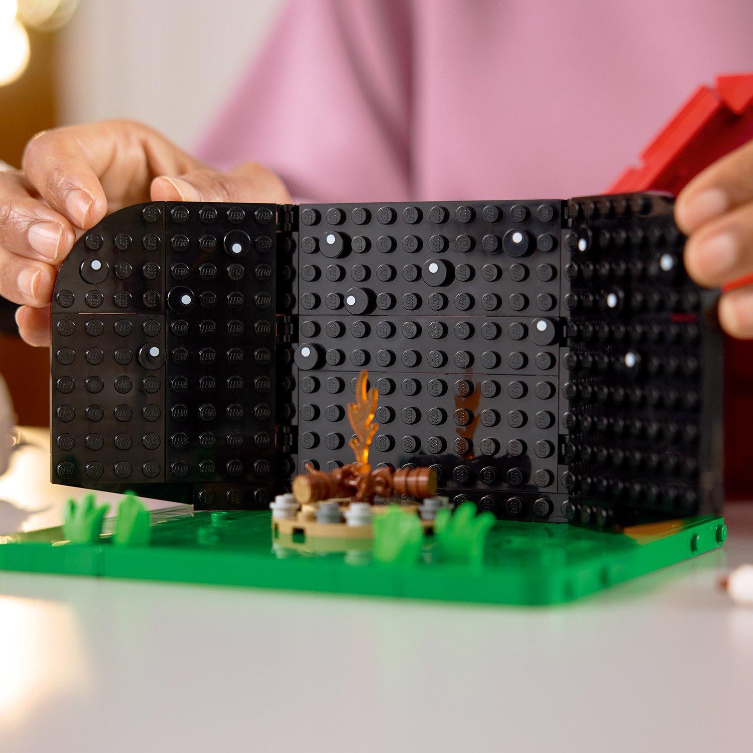 Snoopy Doghouse - LEGO - Ideas Peanuts: Snoopy’s Doghouse Set for Adults 21368 - 7