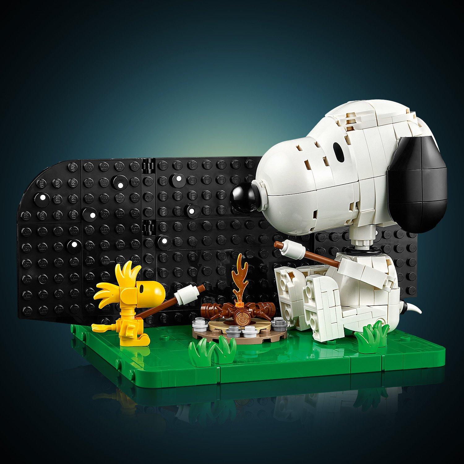 Snoopy Doghouse - LEGO - Ideas Peanuts: Snoopy’s Doghouse Set for Adults 21368 - 8