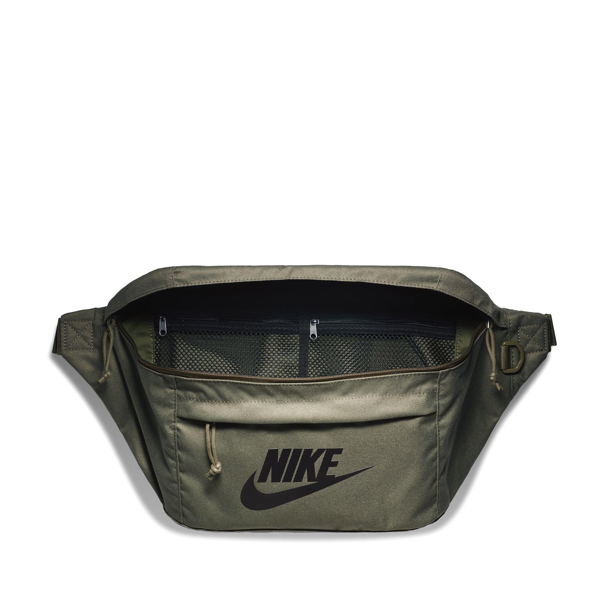 Medium Olive/Me - Nike - Nike Nk Tech Hip Pk Sn99 - 4
