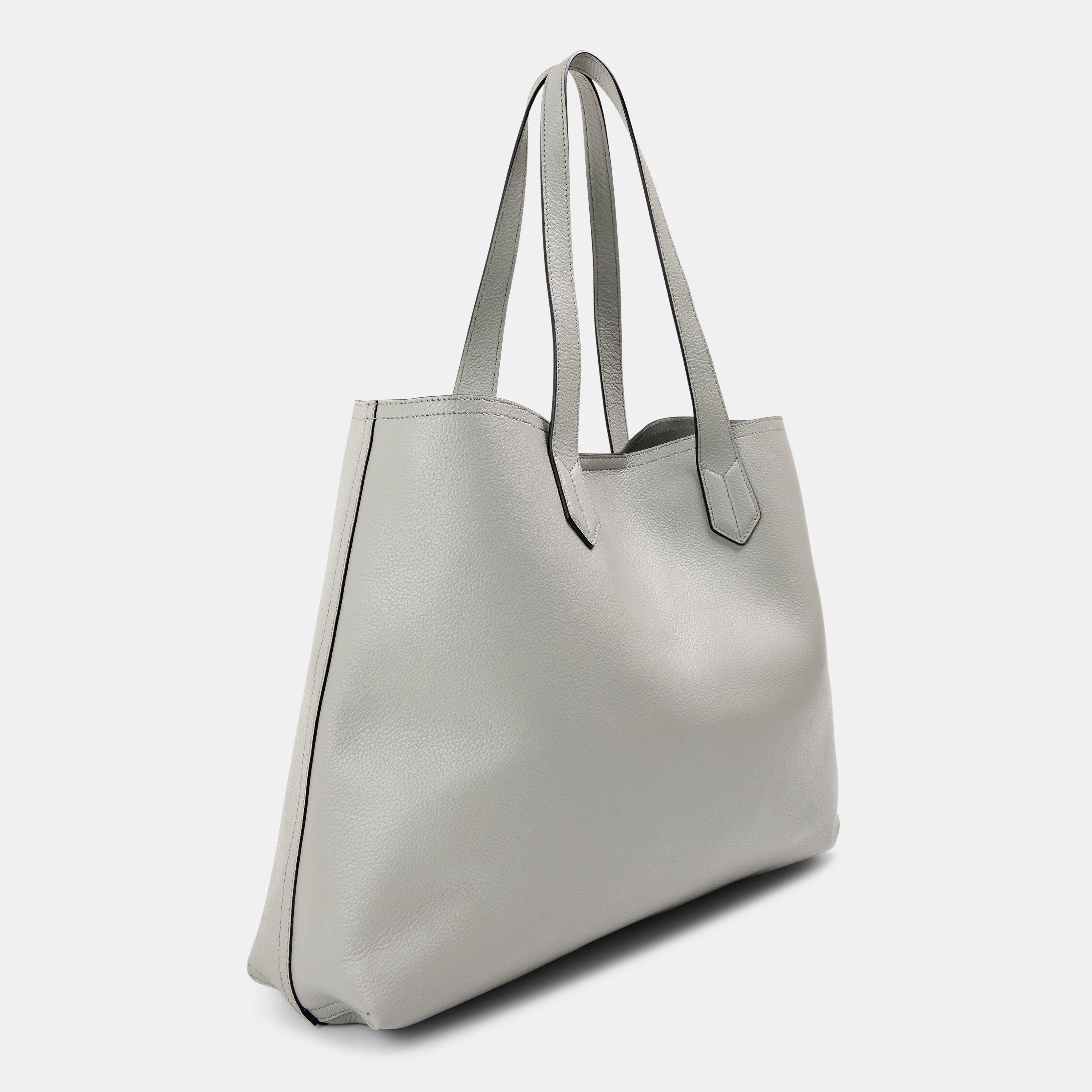 Emporio Armani Women's Tote Bags | Cruise Fashion
