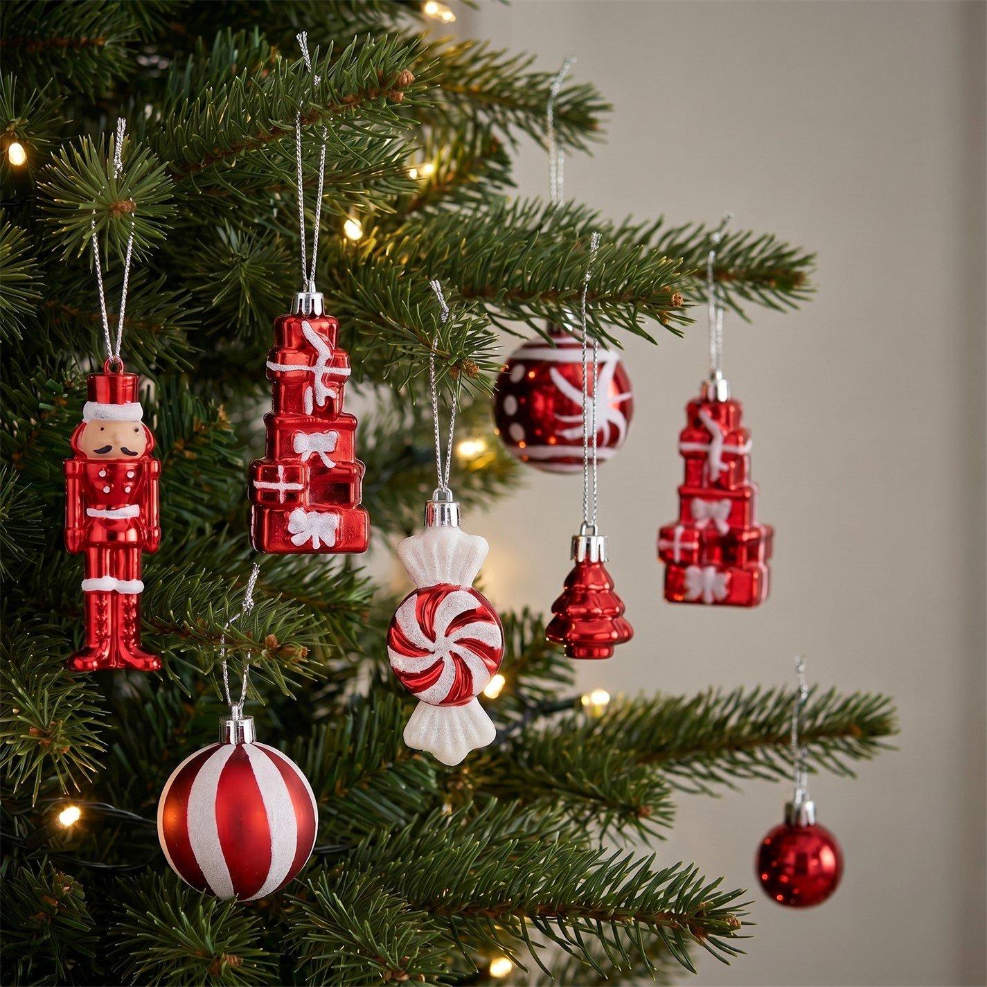 Candy Cane - The Spirit Of Christmas - 30 piece Bauble House - 2