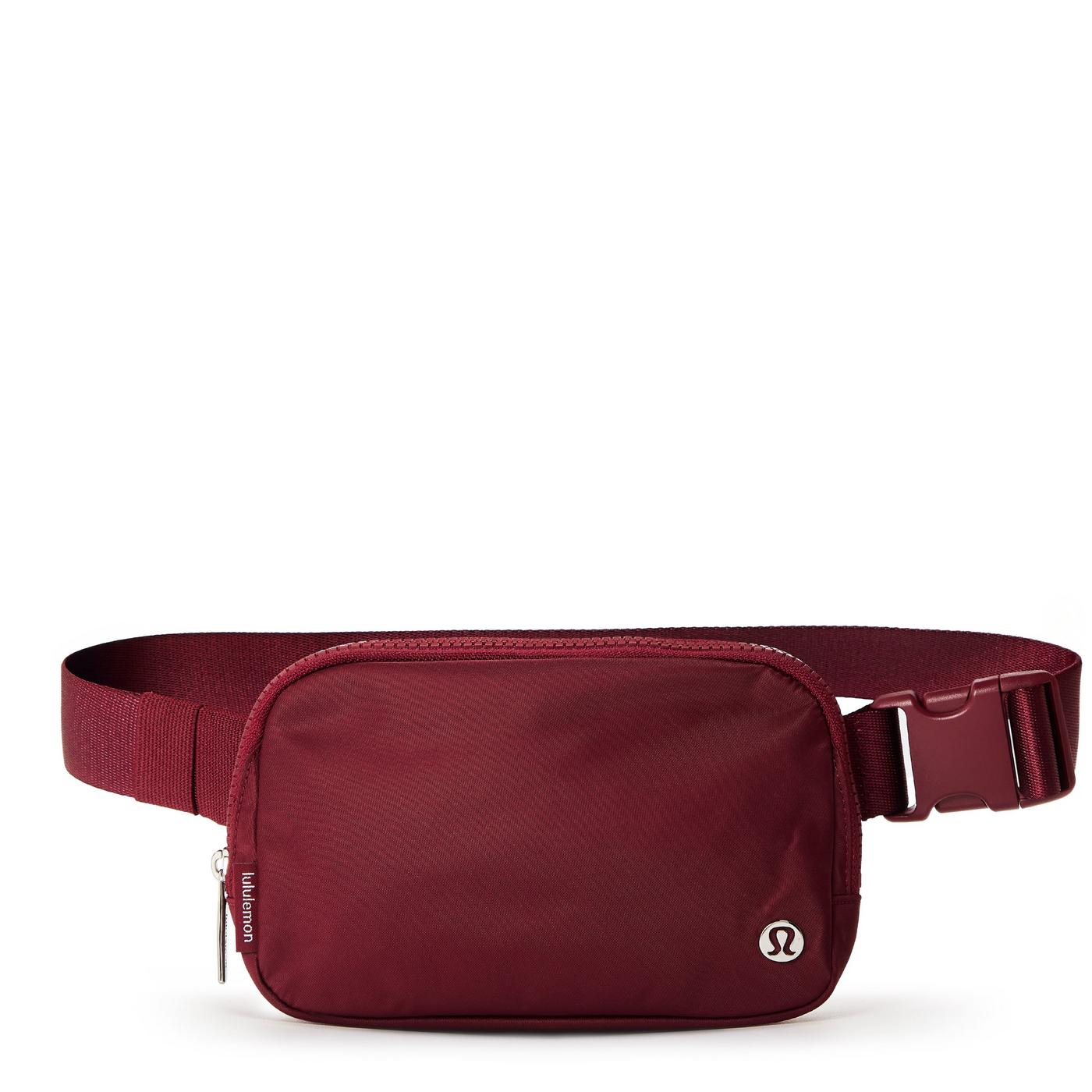 lululemon everywhere belt bag mulled wine 1L Red Merlot My first everywhere belt bag