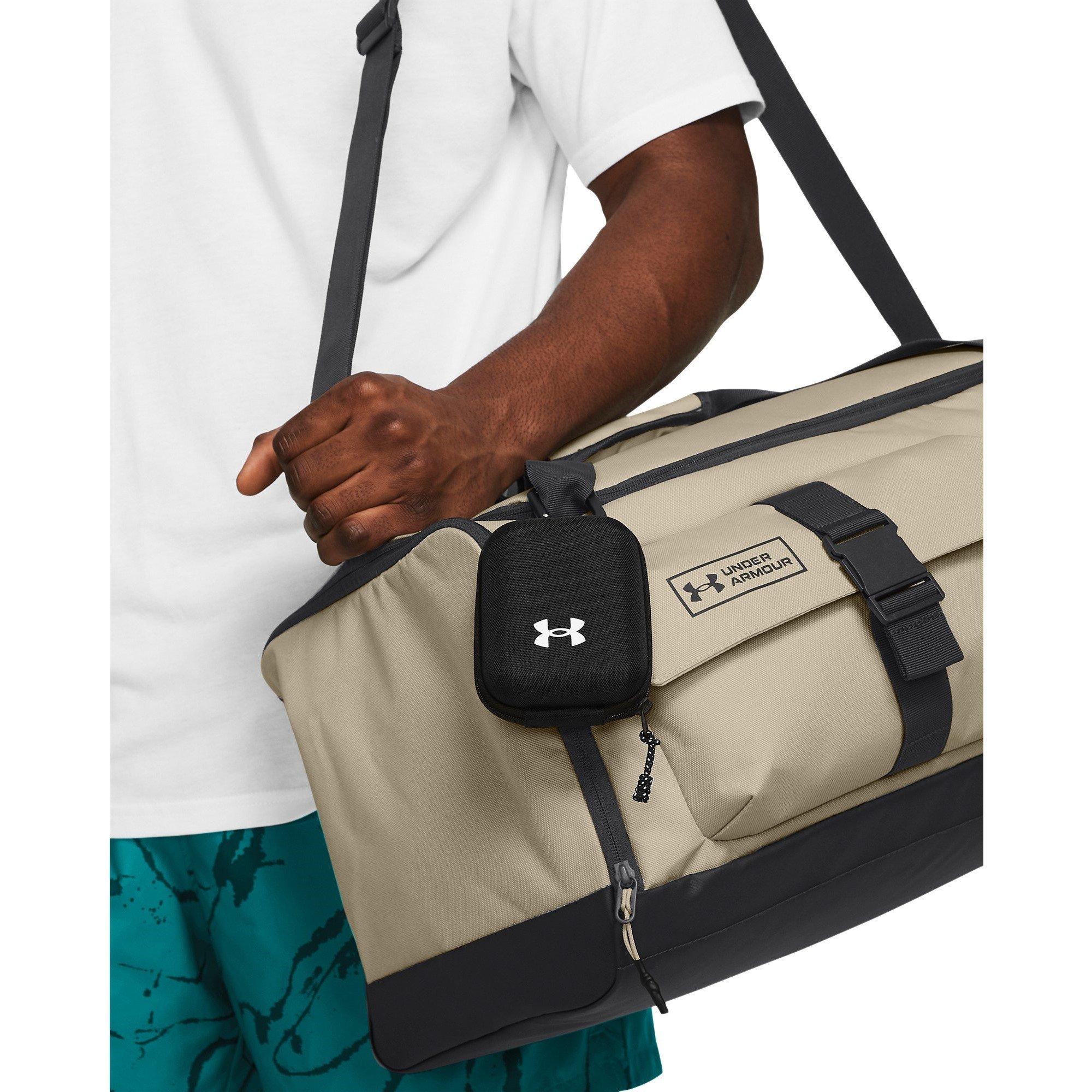 Black - Under Armour - Contain Micro Unisex Adults - 3