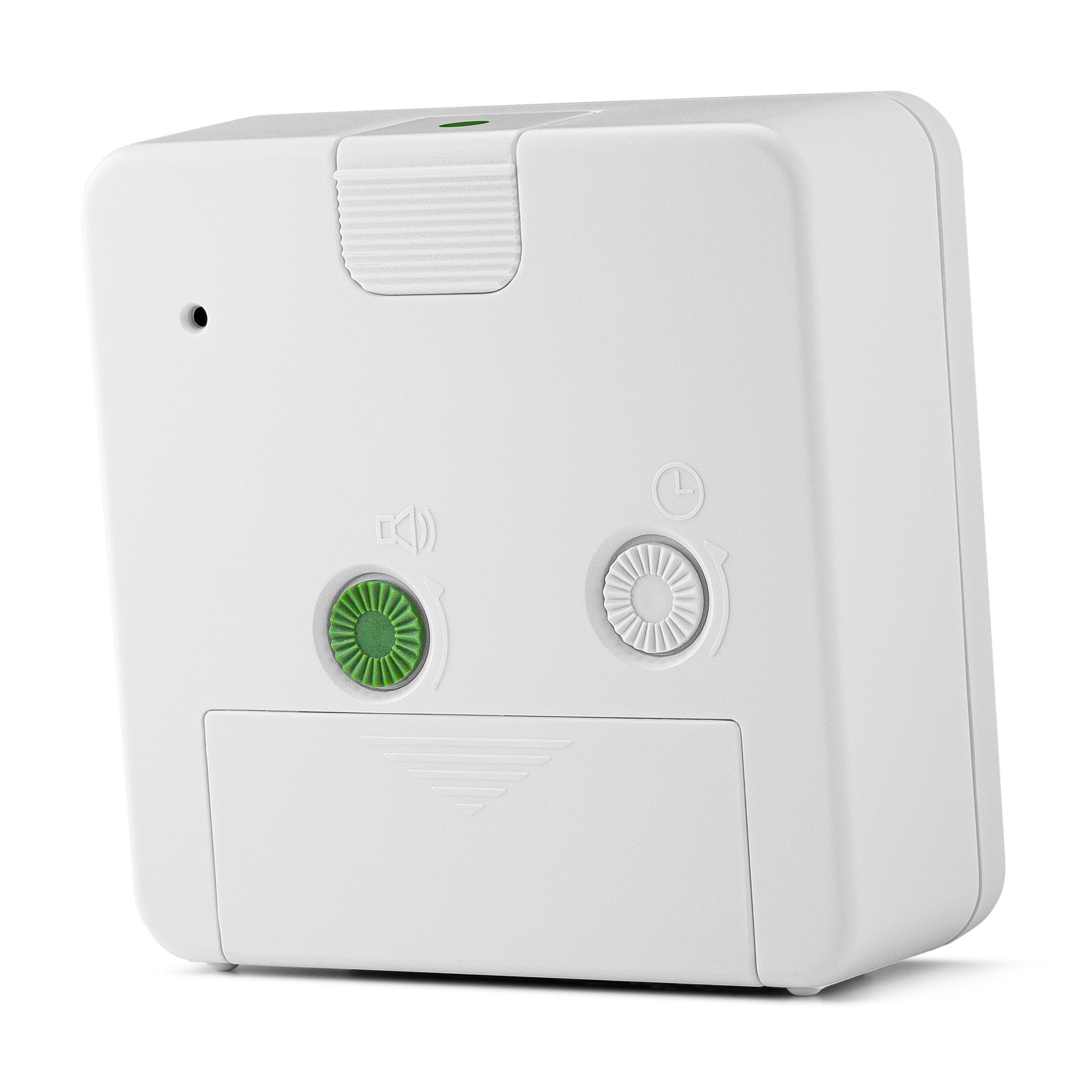 White - Braun Clocks - Classic Analogue Alarm Clock with Snooze and Quiet Quartz Movement - 6
