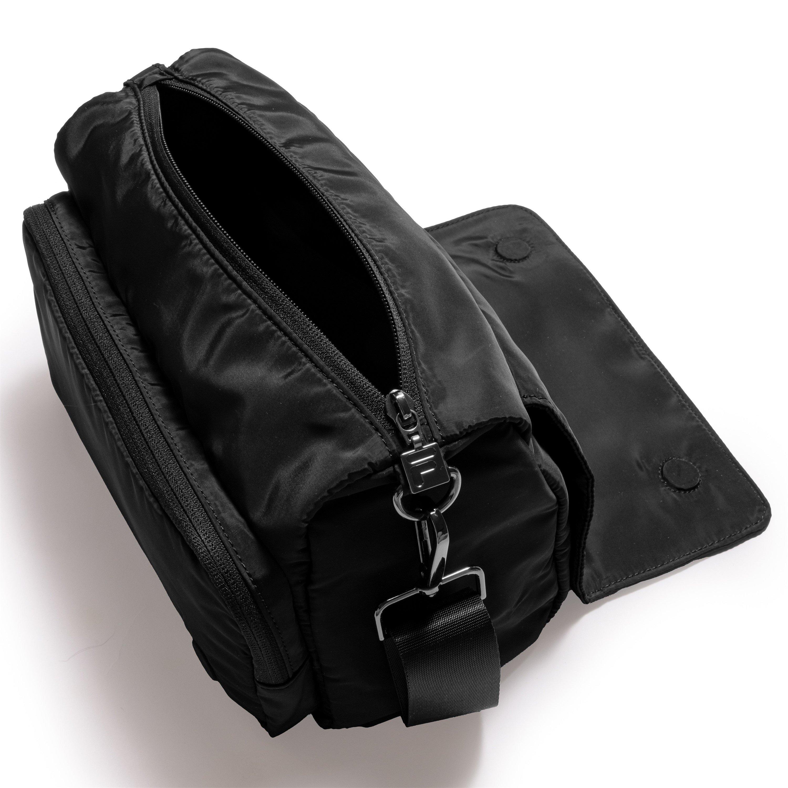 BLACK - Fila - Messenger Bag - 4
