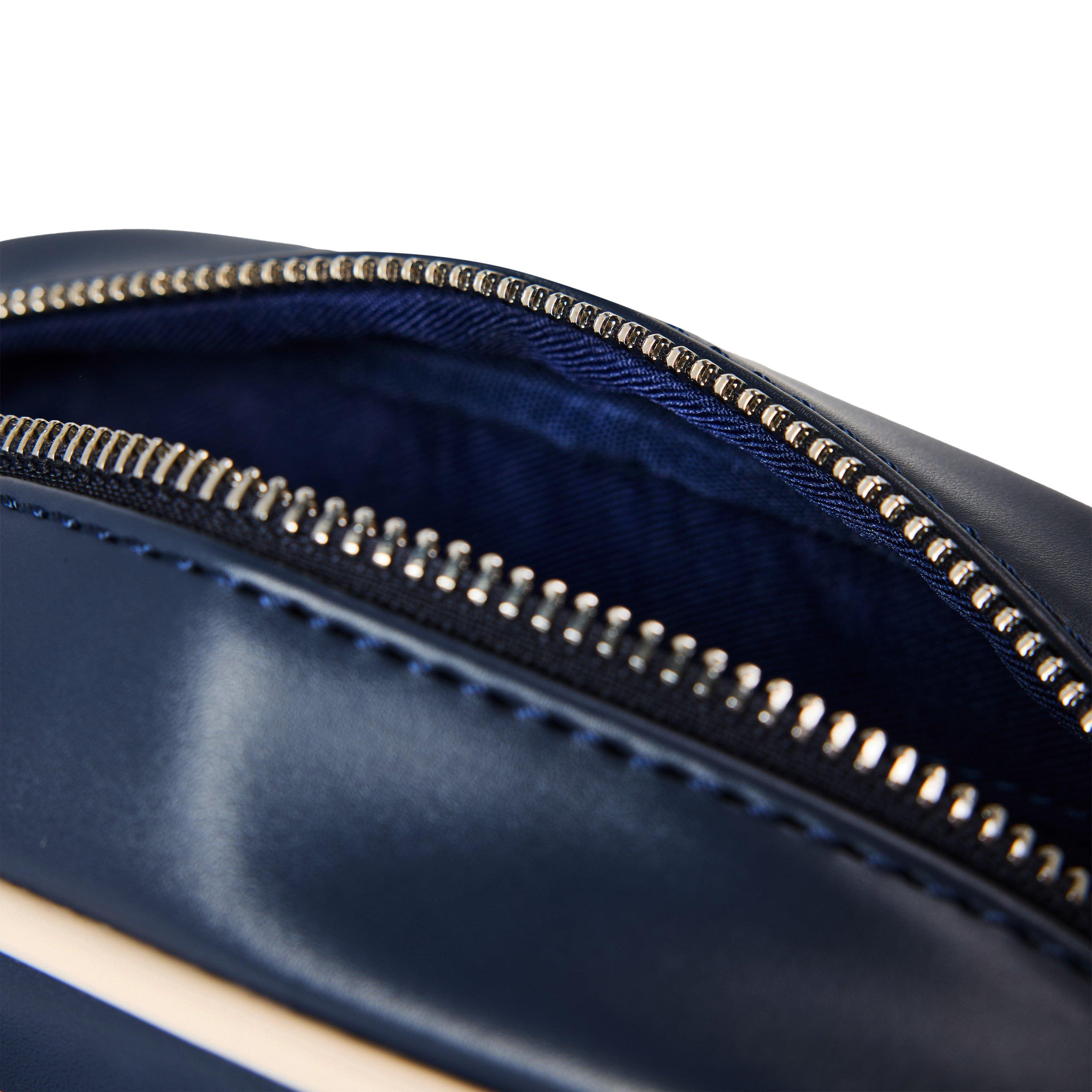 Daring Ocean - Guess - Women's Hoshi Cross Body Bag - 4