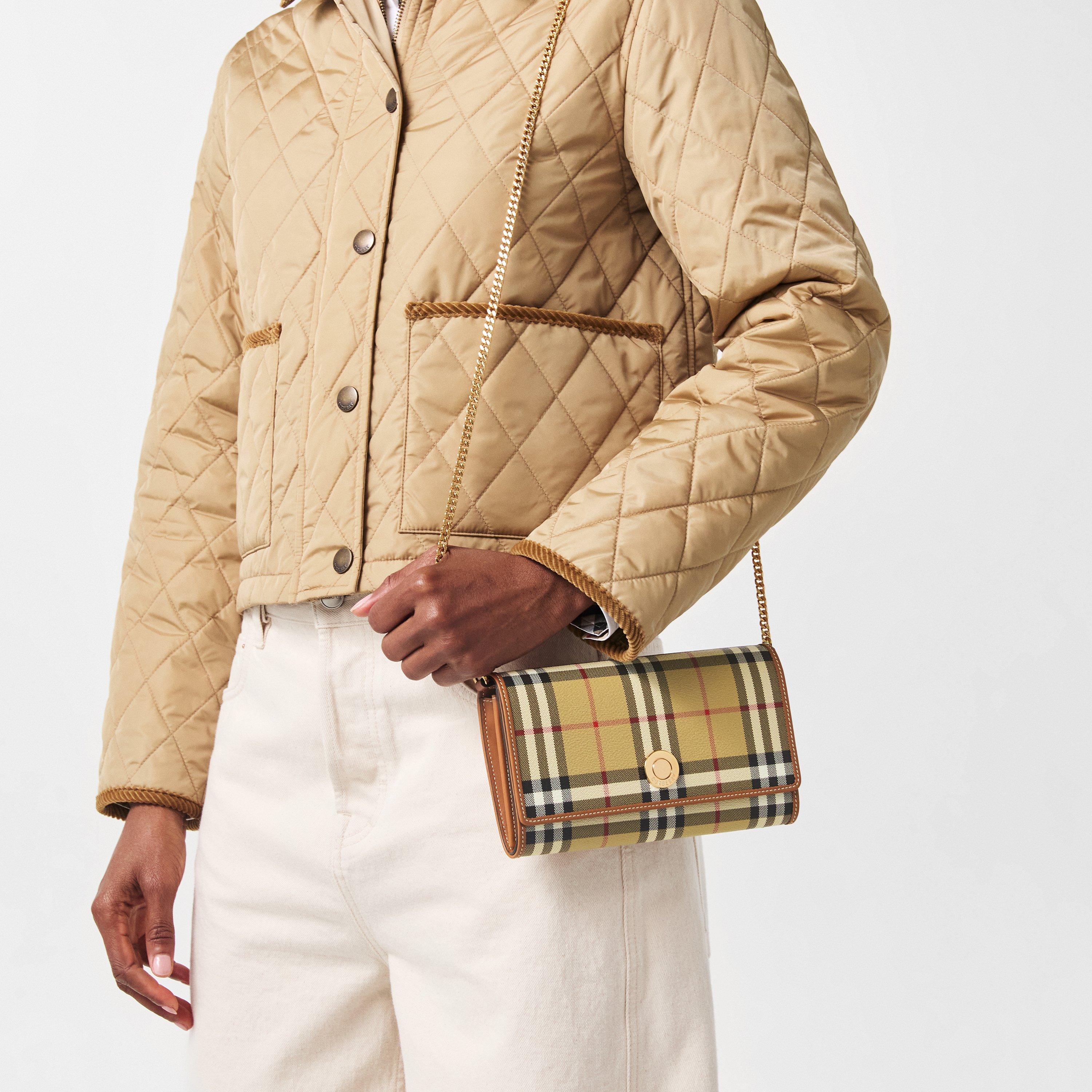 V Check - Burberry - Hannah Check Wallet on Chain - 3