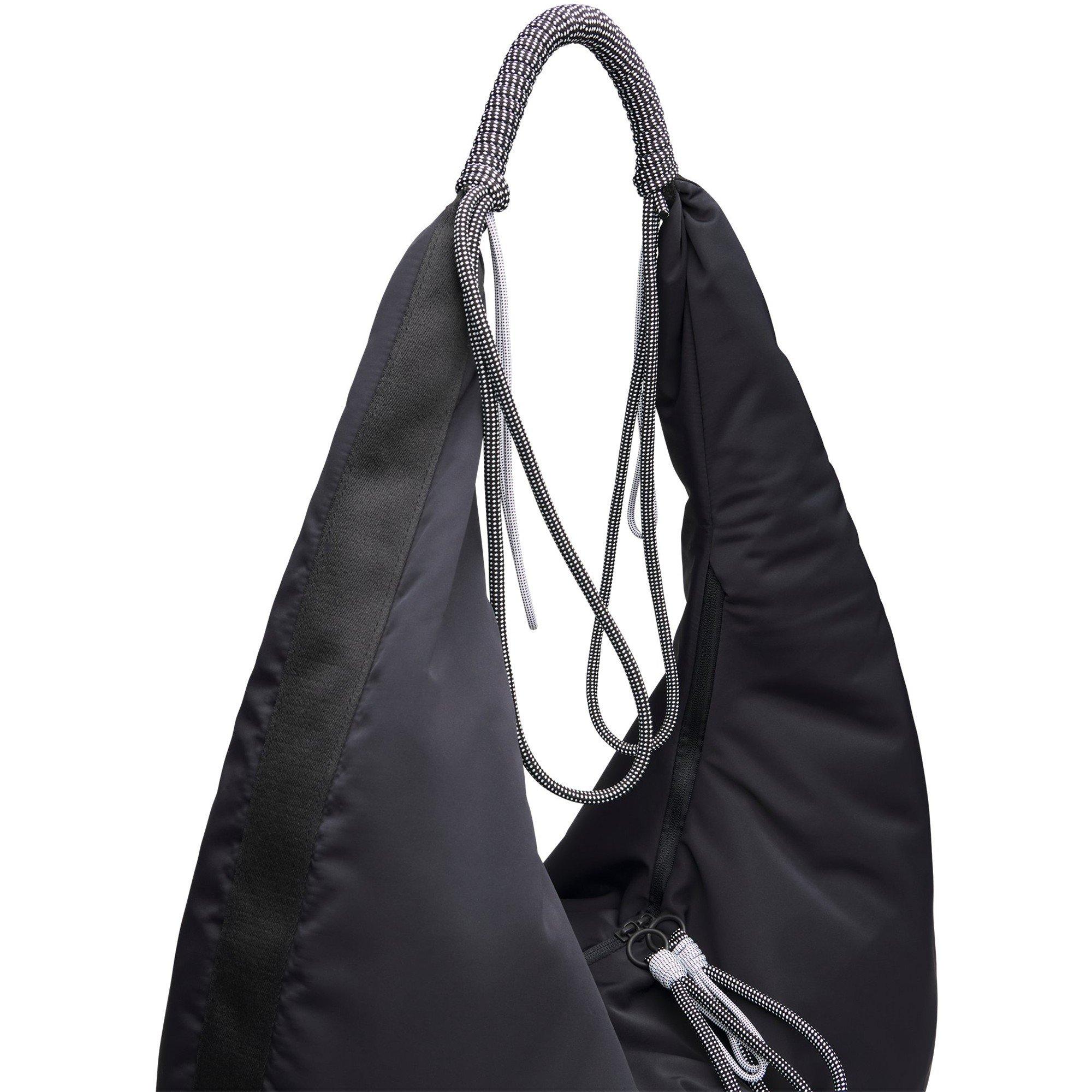 Black/Black - Under Armour - Cinch Cresent 62 - 4