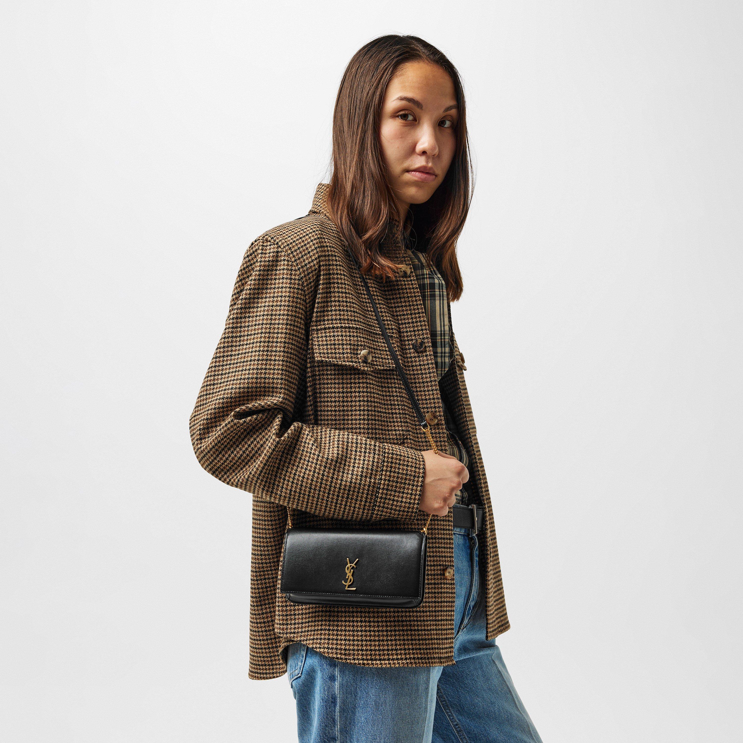 Nero - Saint Laurent - Women's Cassandre Phone Holder Wallet On Chain - 3