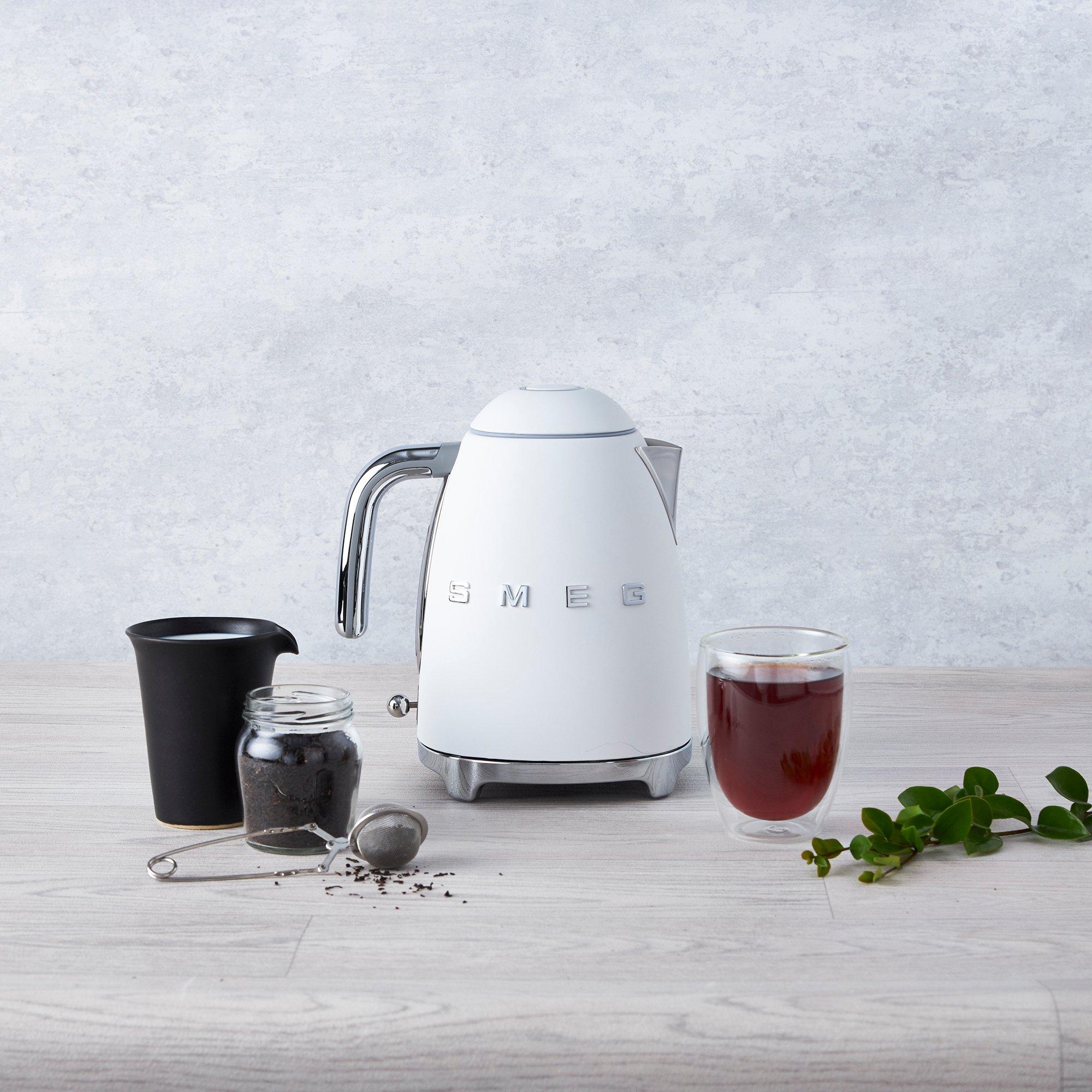 White - Smeg - 50s Style Kettle 1.7L Matte - 5