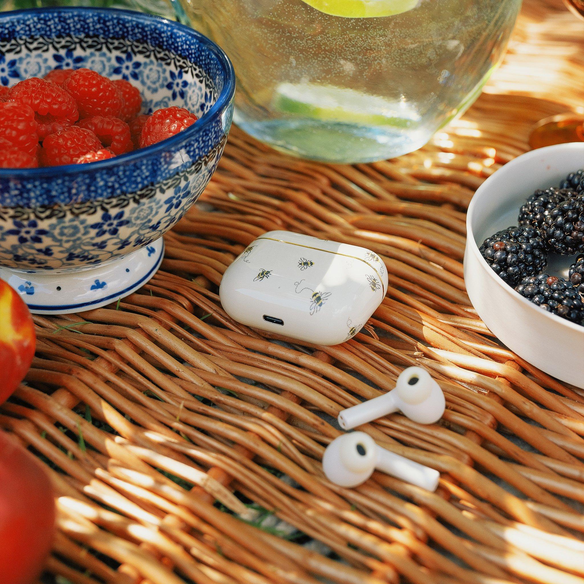 Cream - View Quest - Skylark Earbuds Bees Cath Kidston - 2