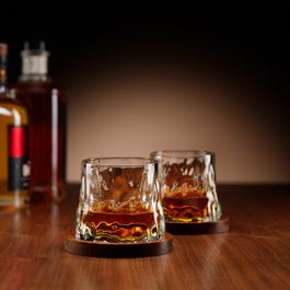 Ingenious Connoisseur Creation Rotating Whisky Glasses with Coaster