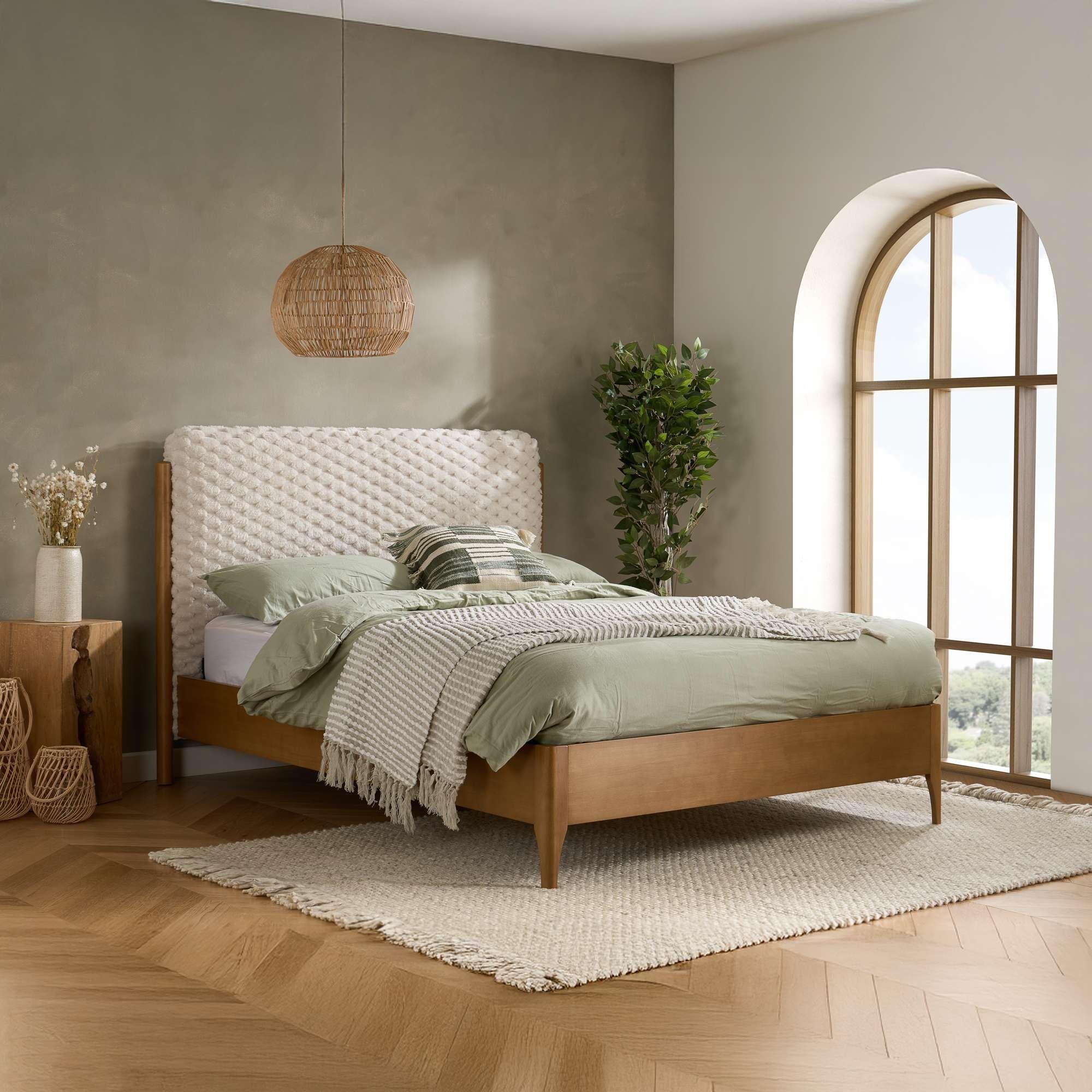 White - Birlea - Hatti Bed - 1