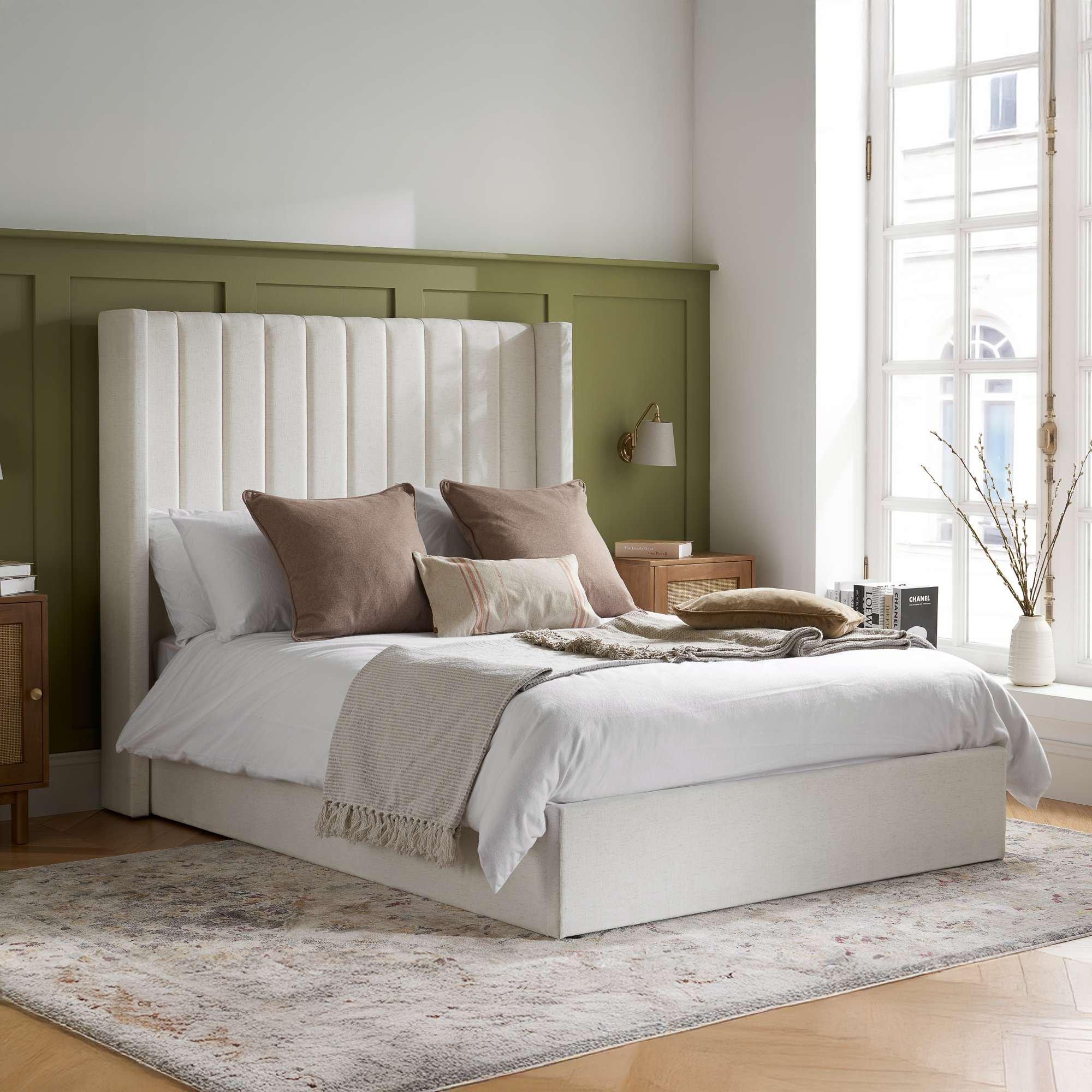 White - Birlea - Maisey Ottoman Bed - 1