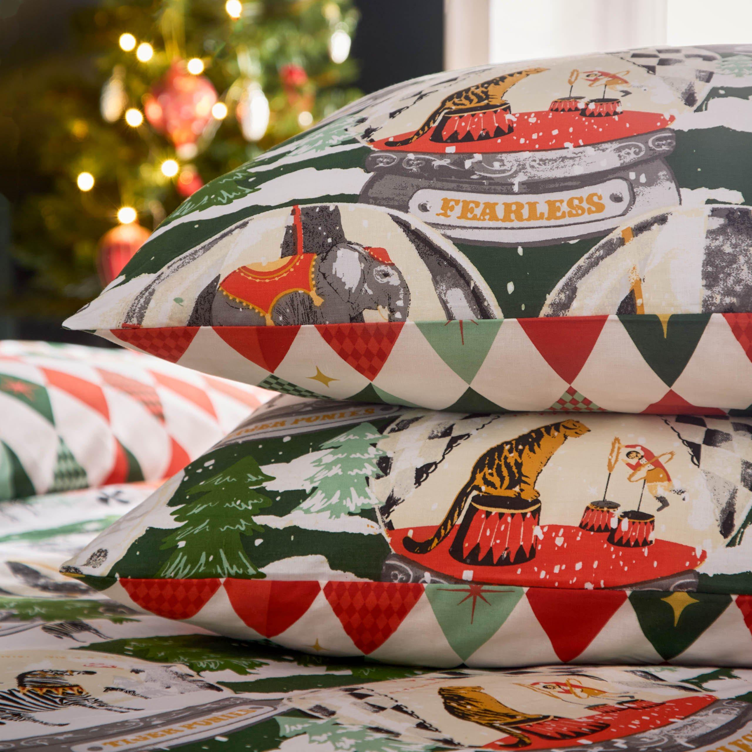 Pine - furn. - Showtime Festive Duvet Set - 3