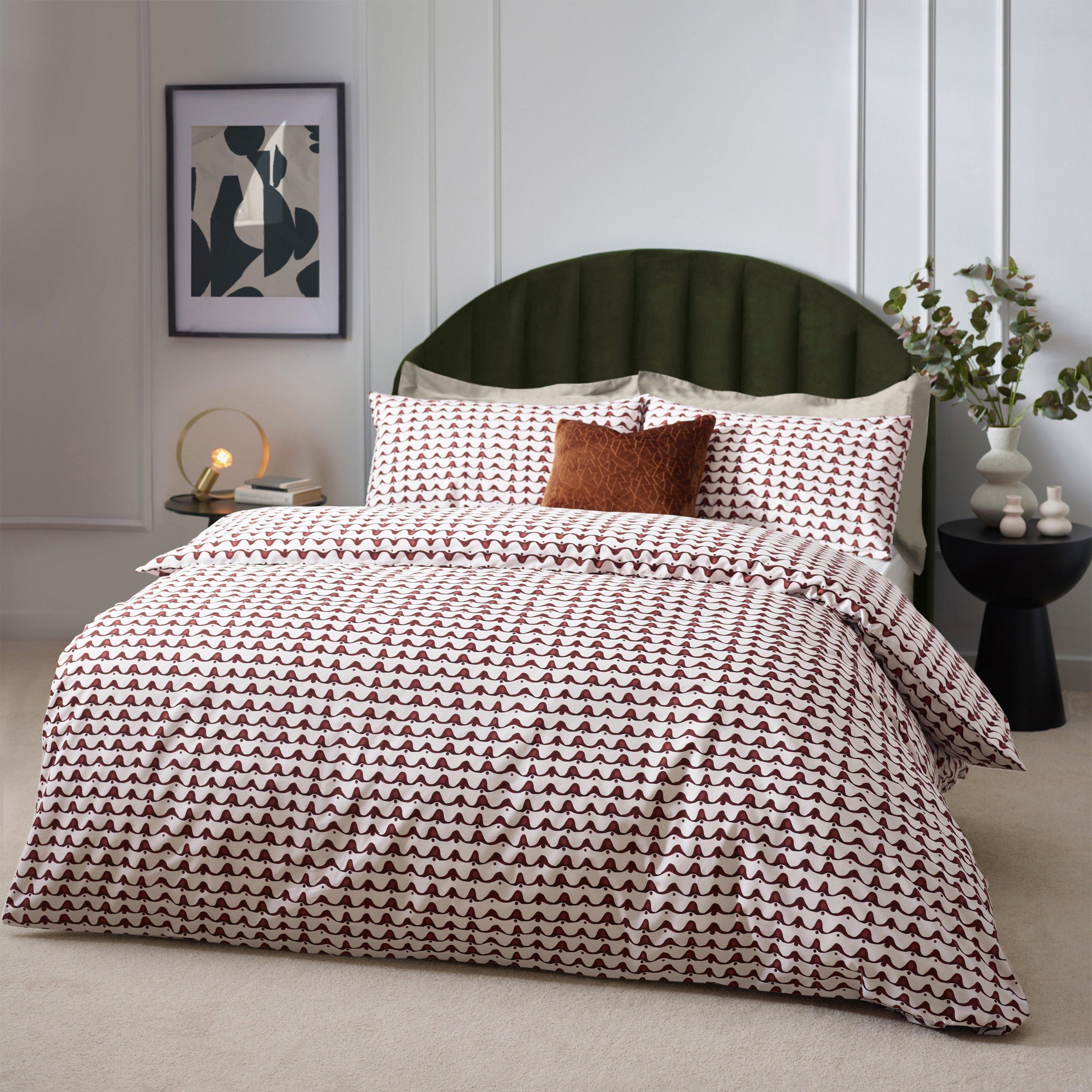 Chestnut Red - Hoem - Avery Abstract Cotton Rich Duvet Set - 2