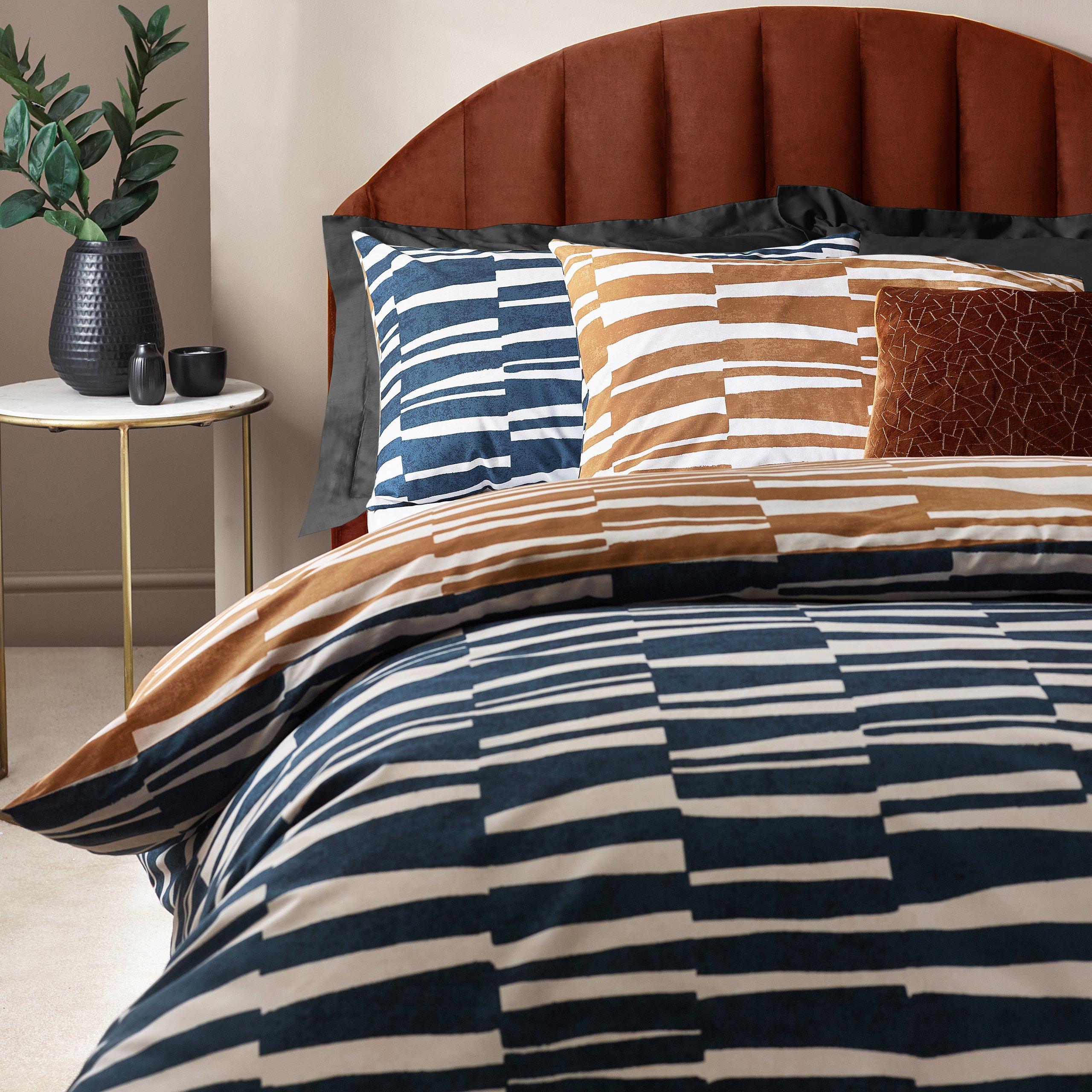 Dusk/Bronze - Hoem - Piper Abstract Cotton Rich Reversible Duvet Set - 3