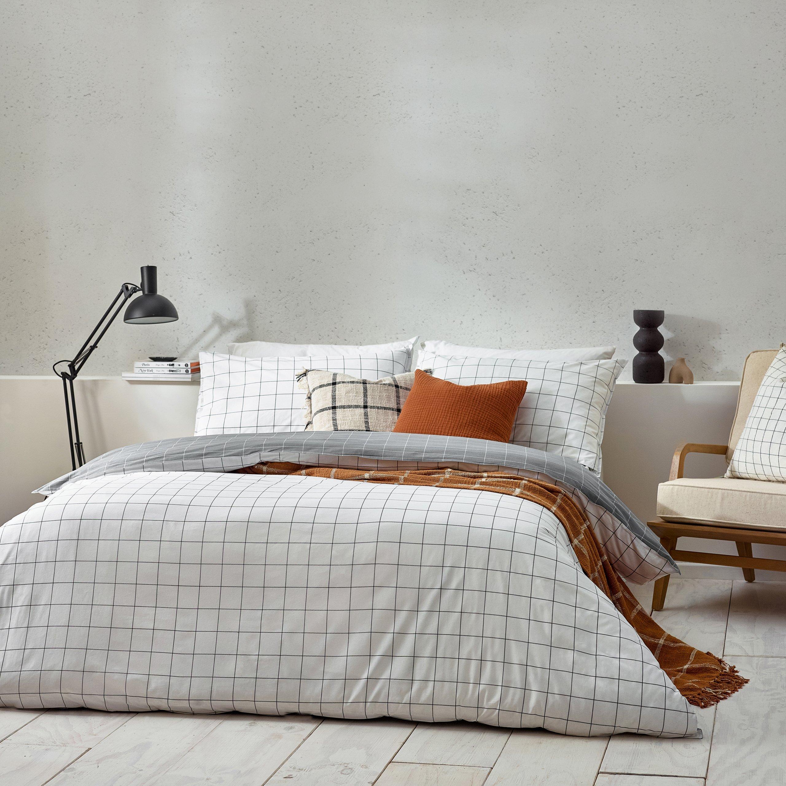 White/Grey - Yard - Howarth Check Reversible Duvet Set - 1