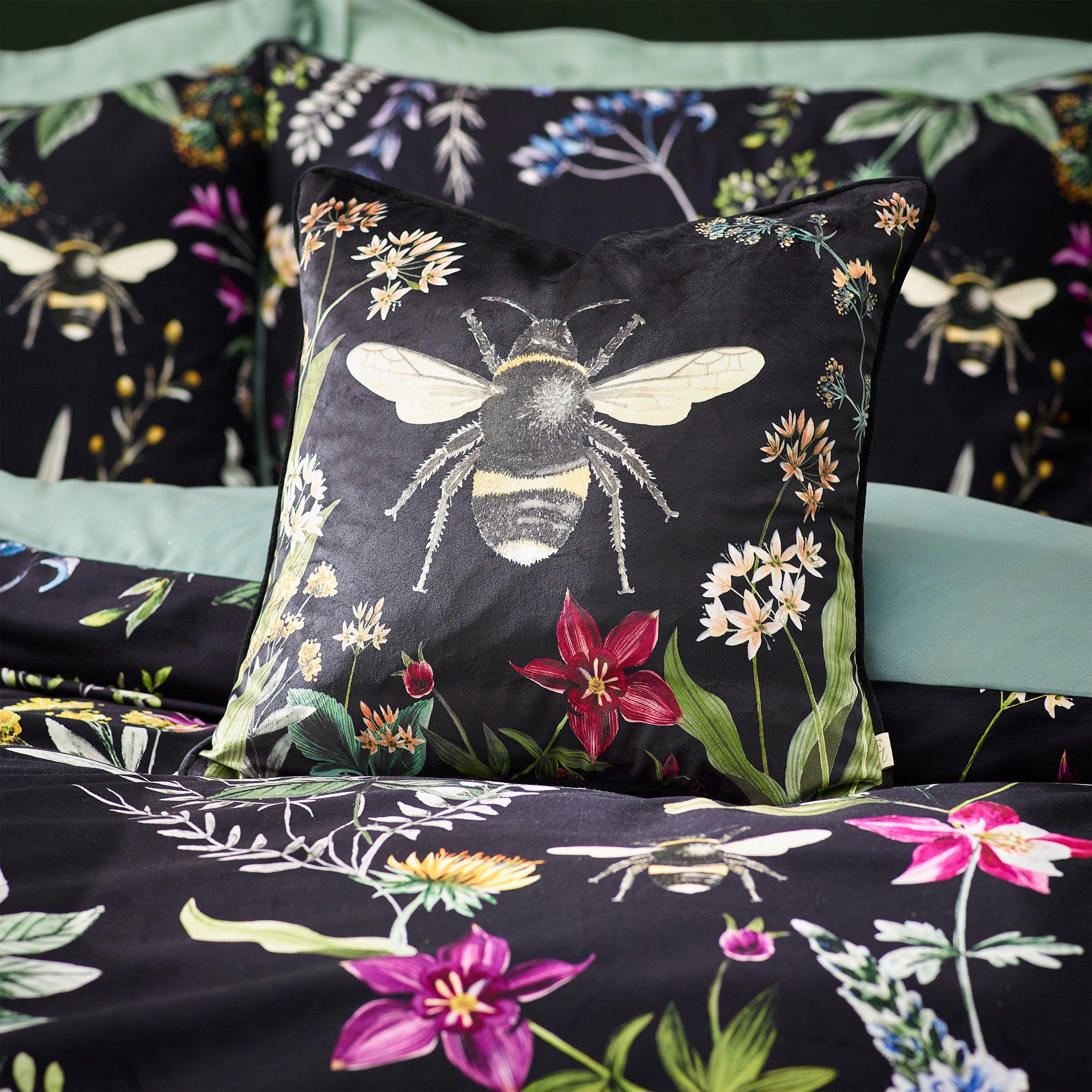 Black - Wylder - Midnight Bee Floral Velvet Duvet Set - 5