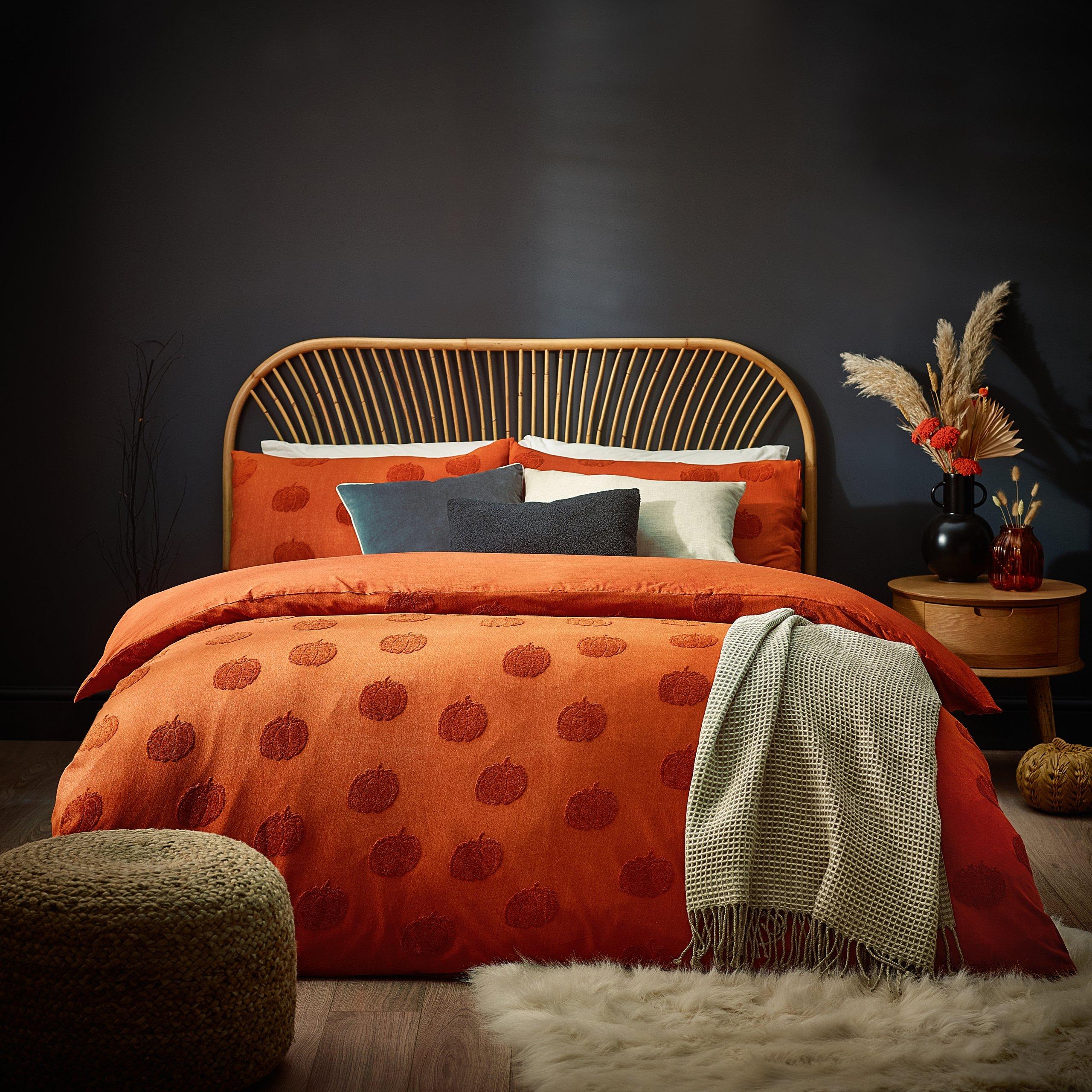 Furn.  Pumpkin Tufted Cotton Duvet Set - Spice - Double