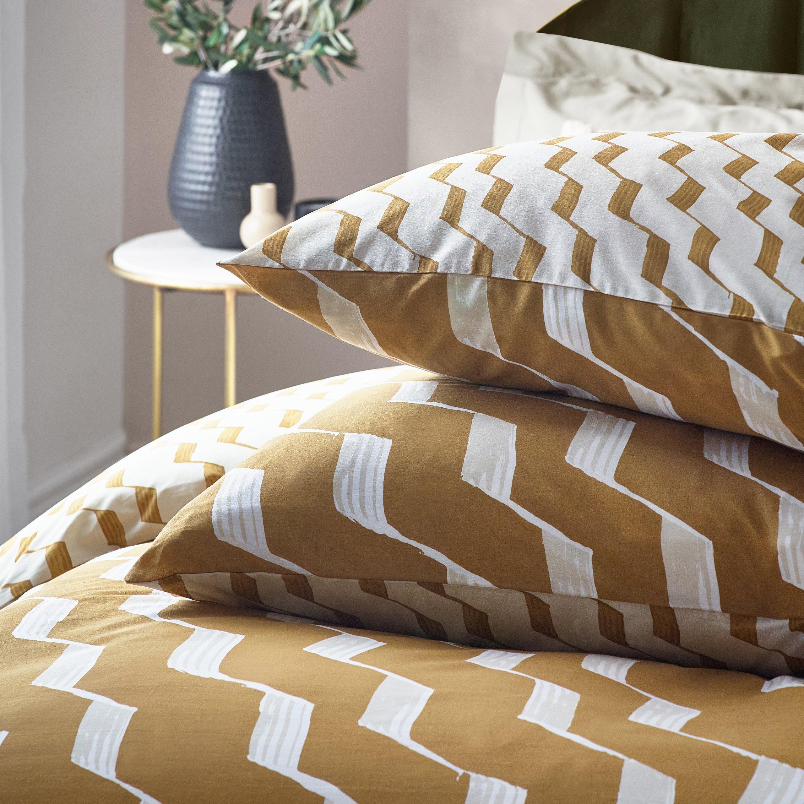 Honey - Hoem - Zabine Abstract Cotton Rich Reversible Duvet Set - 4
