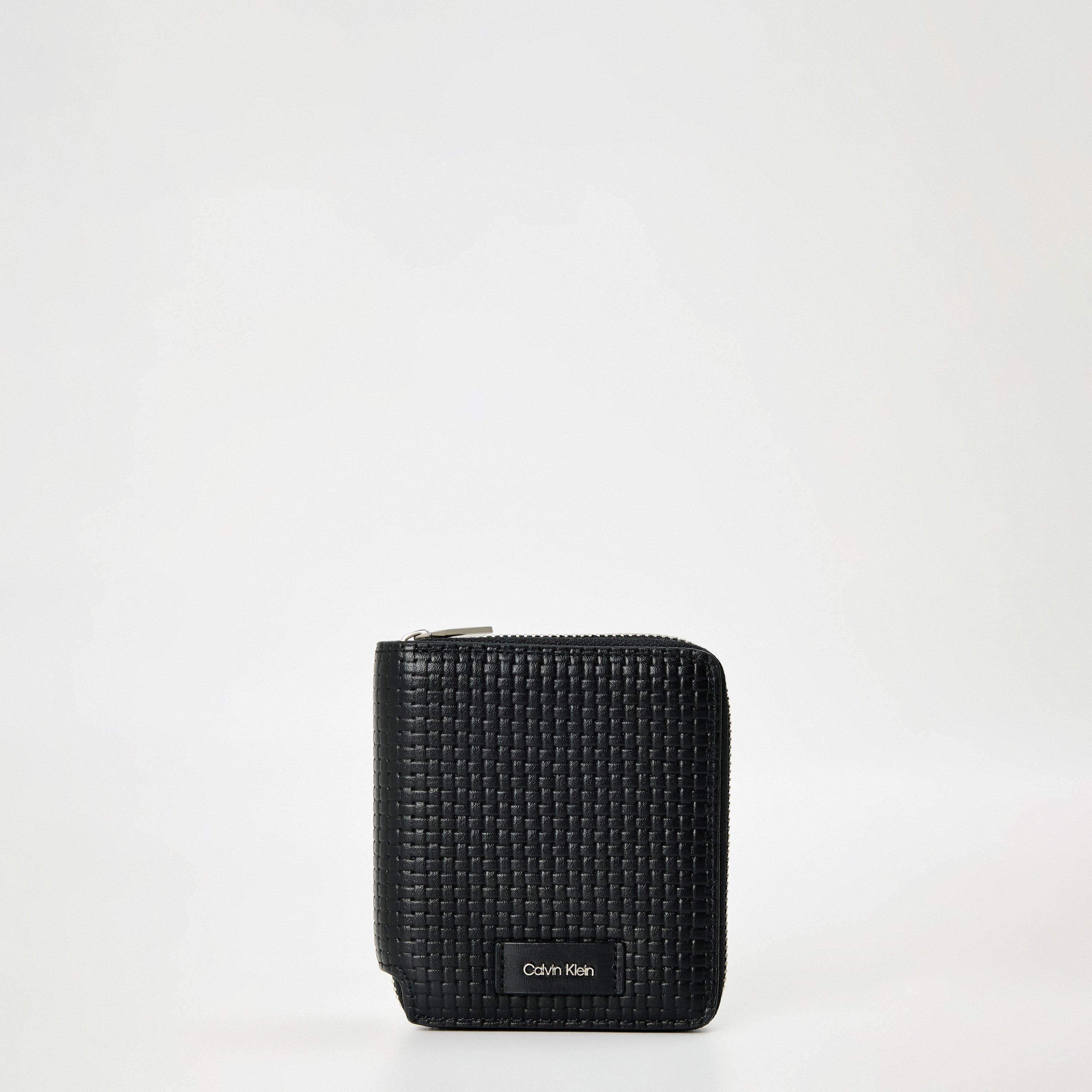 Calvin Klein Men's Embossed Woven Billfold Wallet - Black