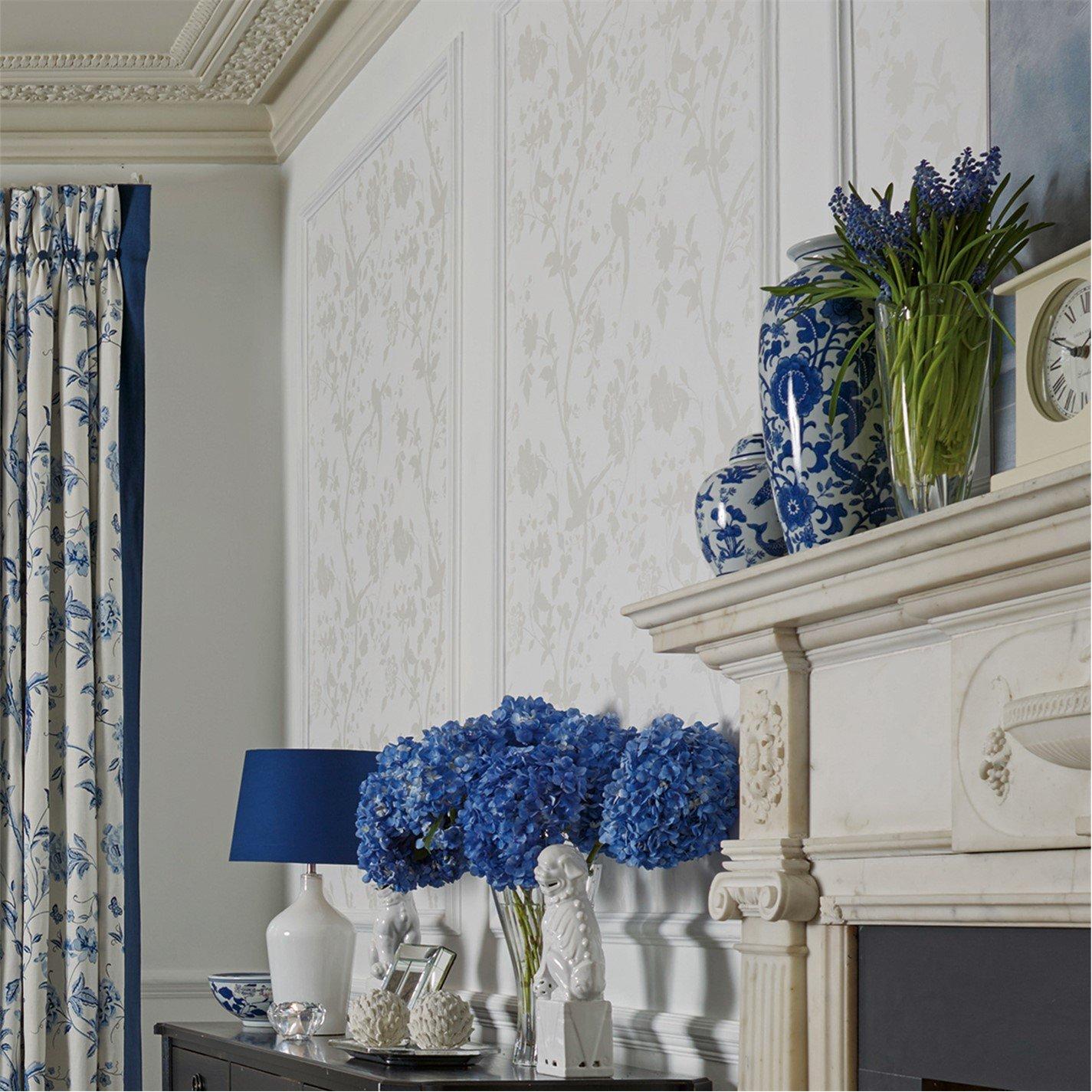 Laura Ashley  Oriental Garden Pearlescent Wallpaper - White