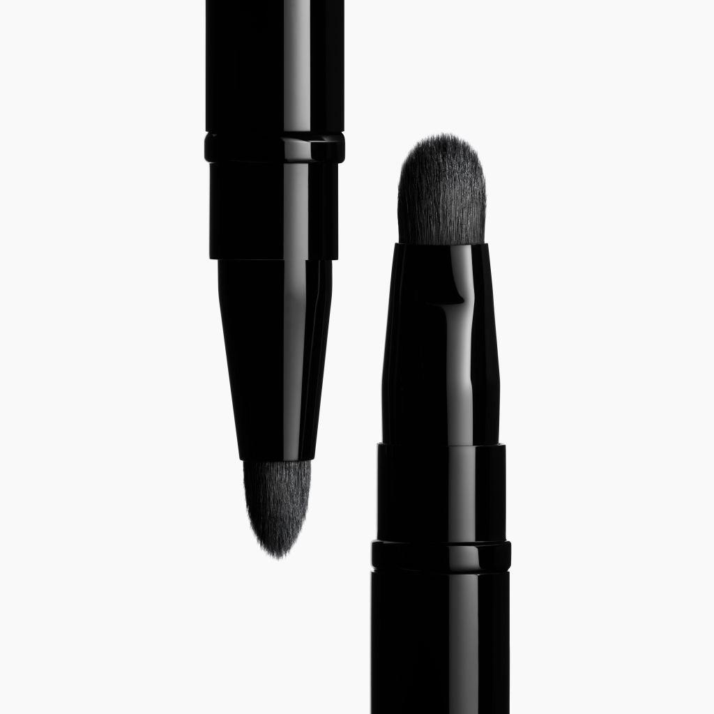 Black - CHANEL - PINCEAU DUO CONTOUR YEUX RÉTRACTABLE N°201 Dual-Ended Brush: Defines And Blends - 2