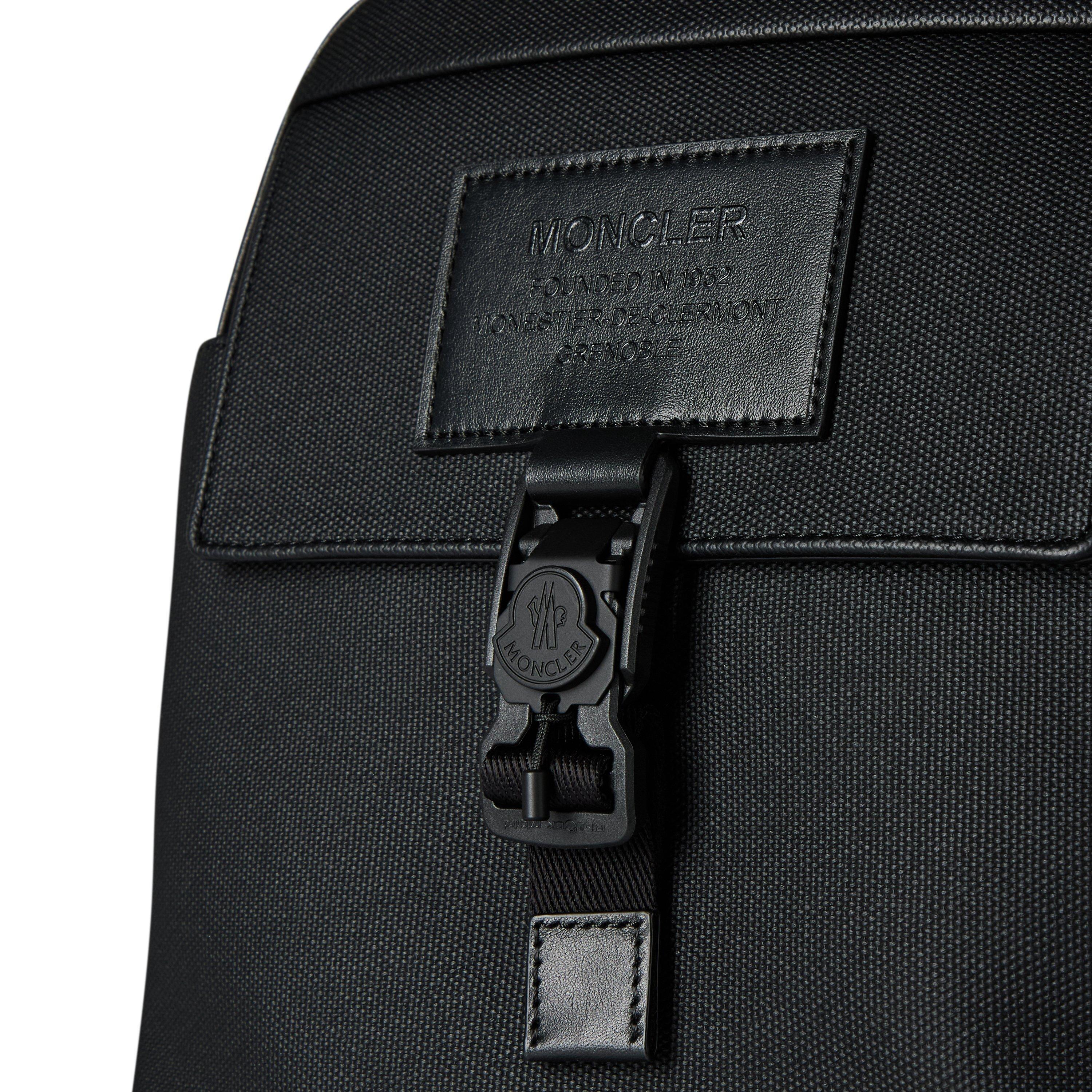 MONCLER 'Nakoa' バックパック Moncler Nakoa Backpack | Black | FARFETCH