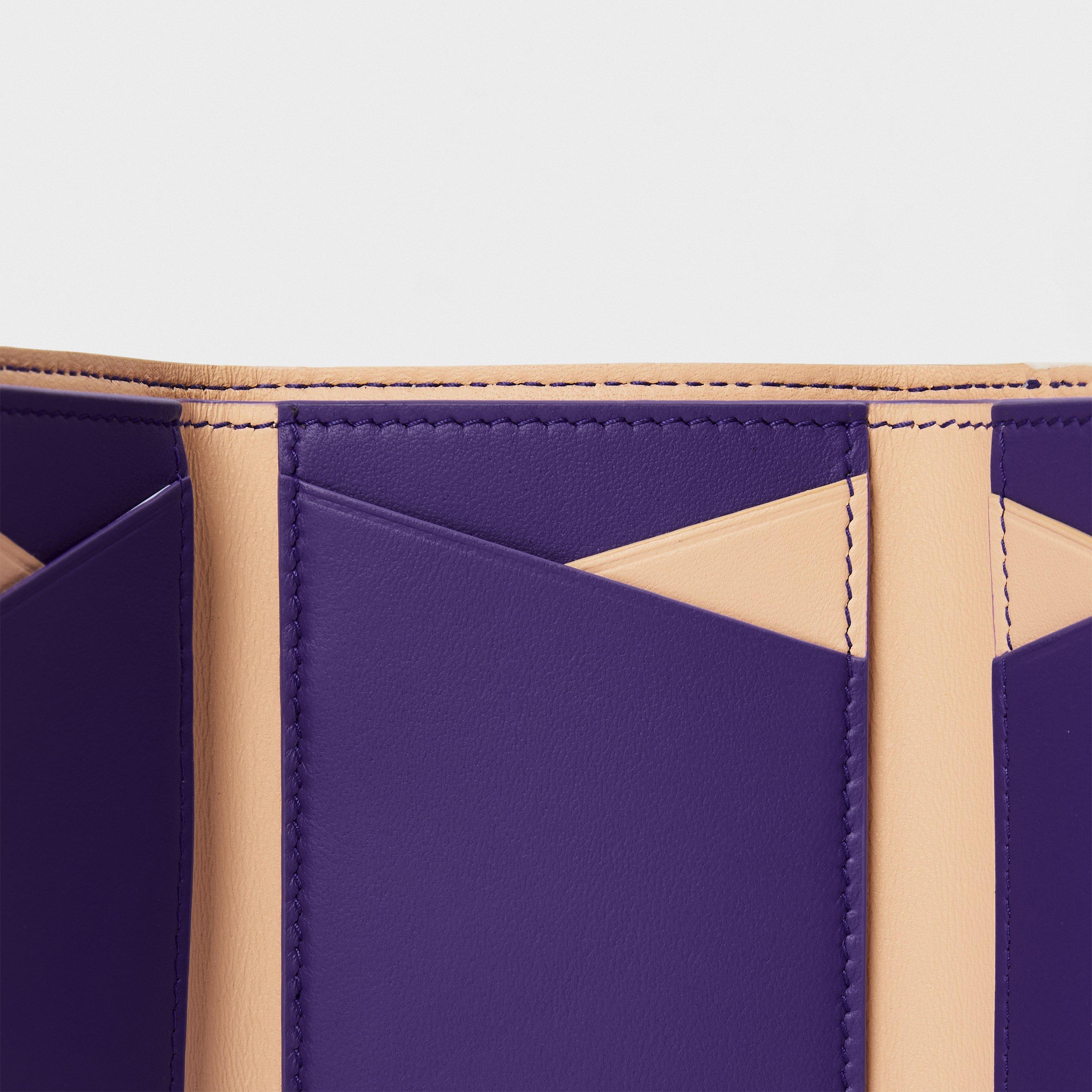 White - Tiffany - Trench Coat Trifold Design Wallet - 3