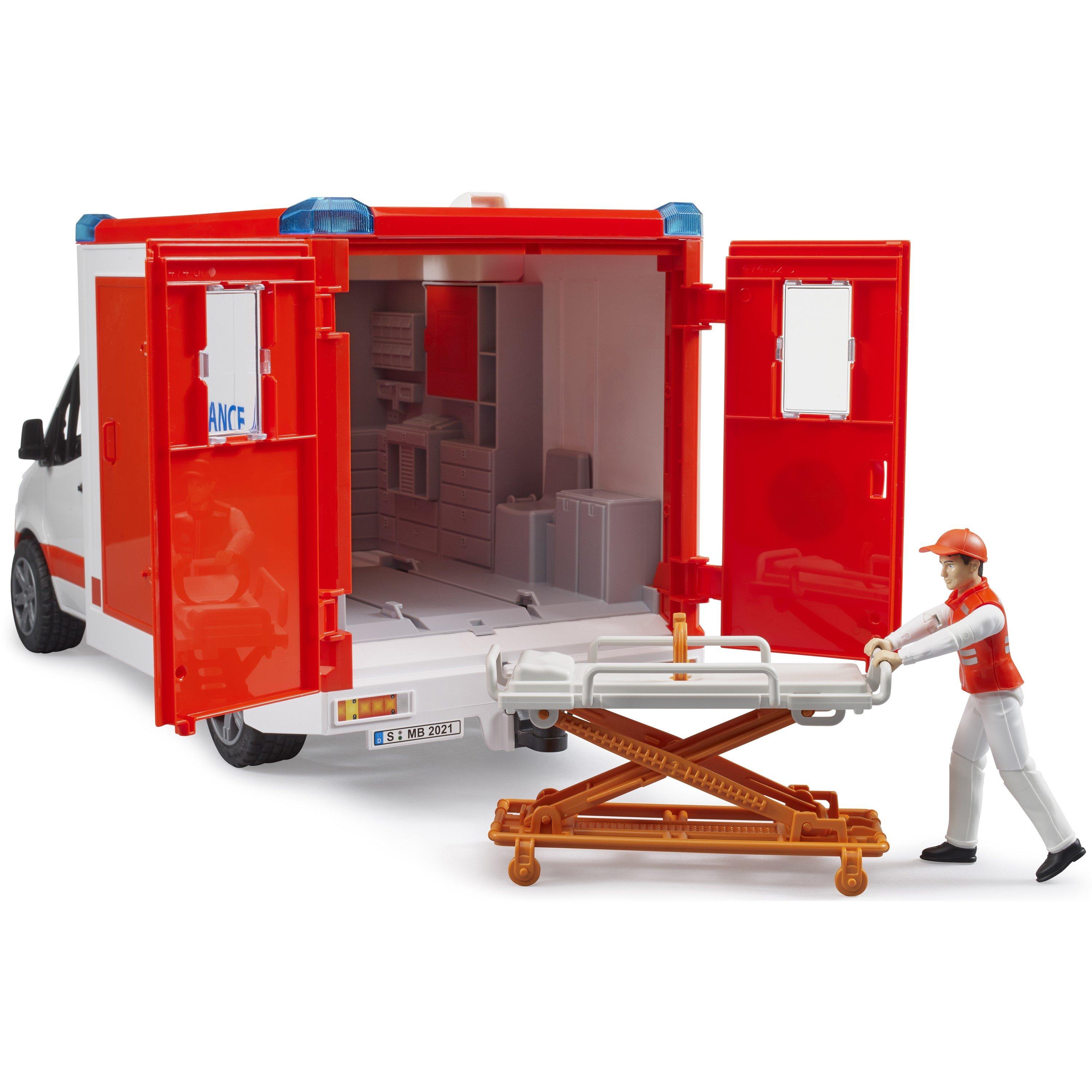 Multi - Bruder - Bruder 1:16 MB Sprinter Ambulance with driver and - 4