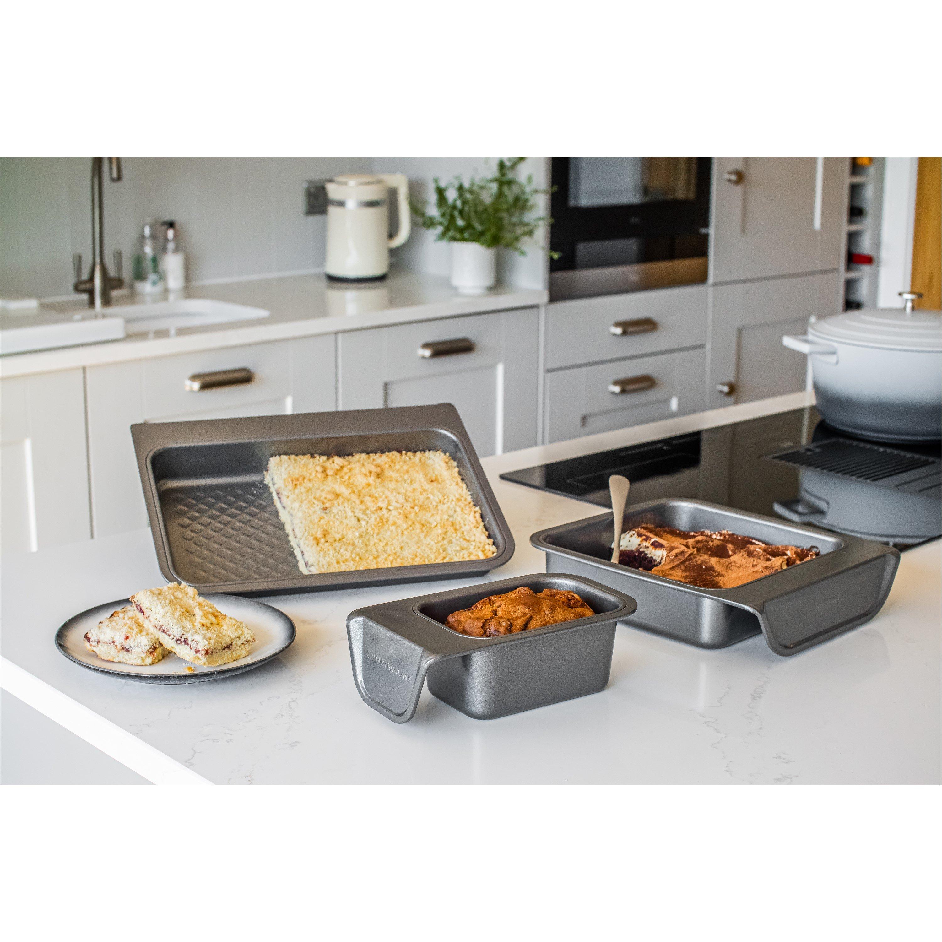Grey - MasterClass - MasterClass Smart Stack Small Baking Tray - 3