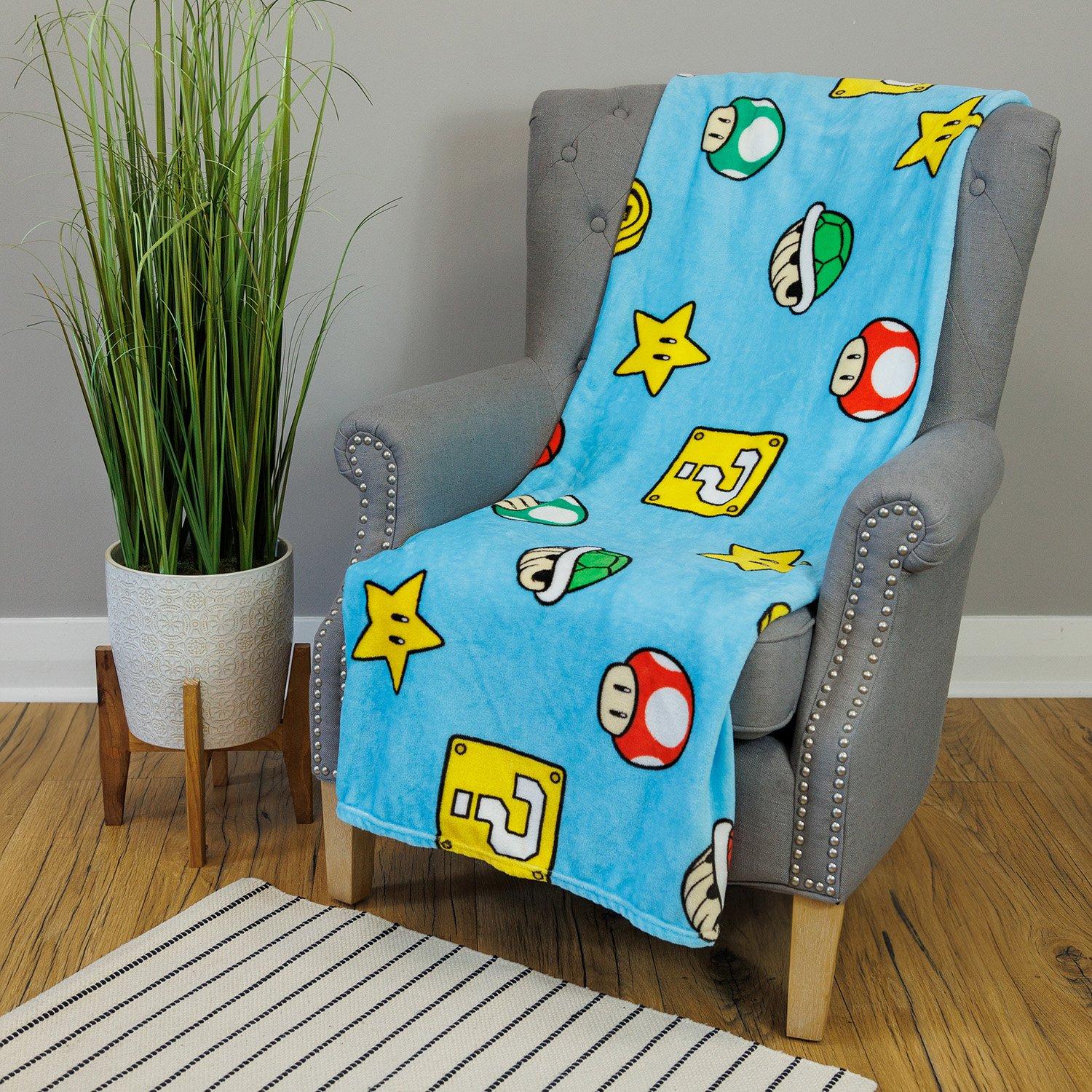 Multi - Nintendo - Continue Fleece Blanket - 1