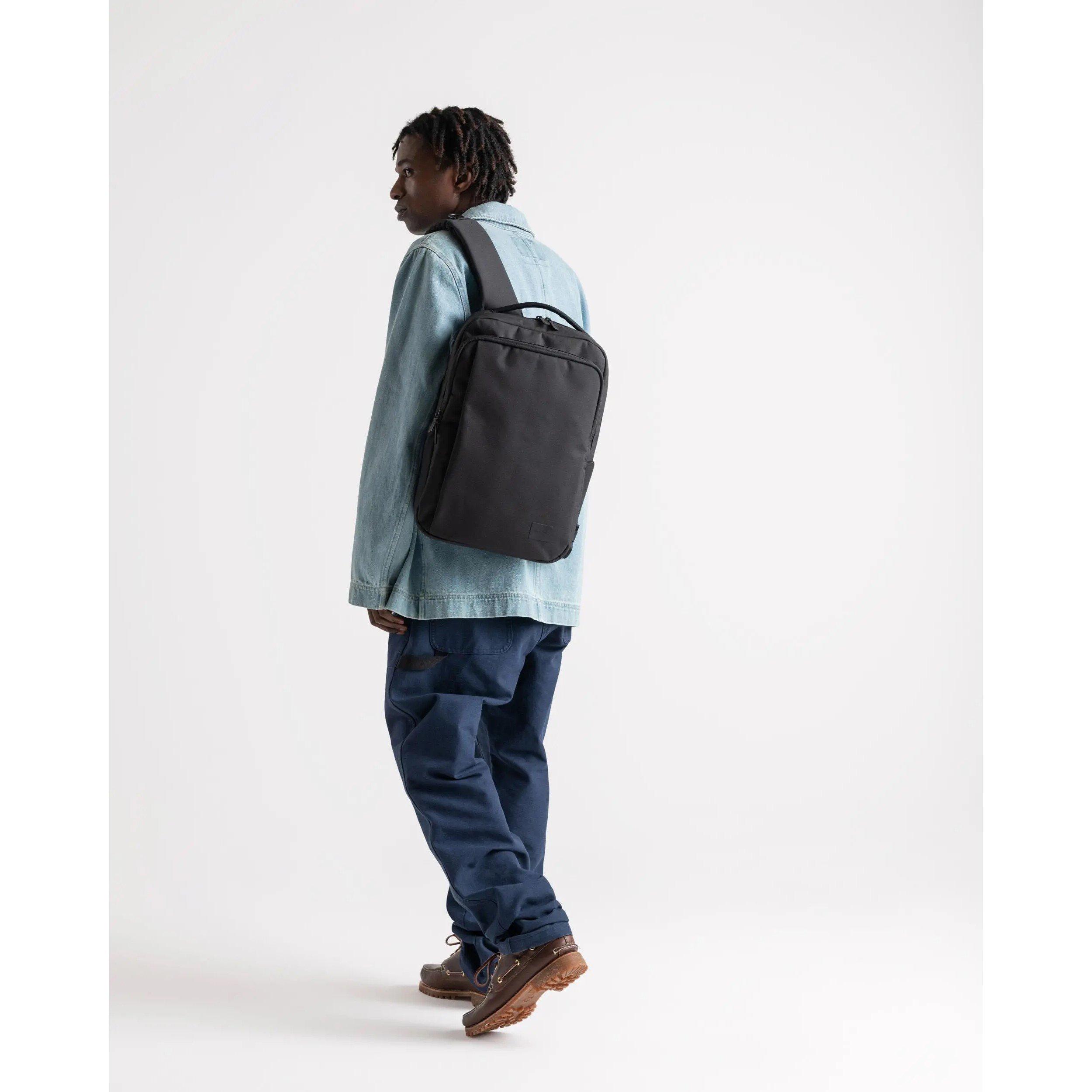 Black - Herschel Supply Co - Kaslo Tech Daypack - 20L - 13