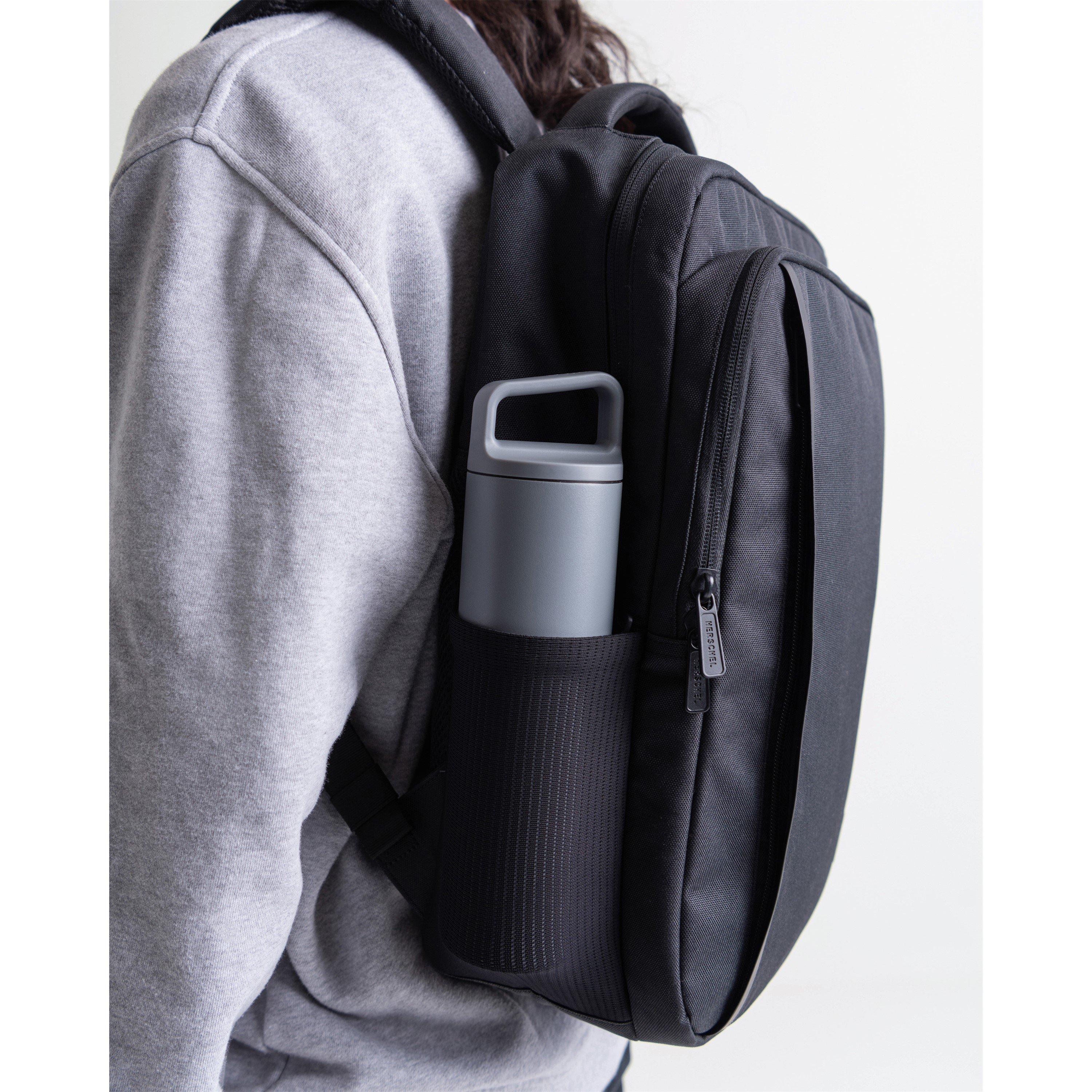 Black - Herschel Supply Co - Kaslo Tech Daypack - 20L - 16