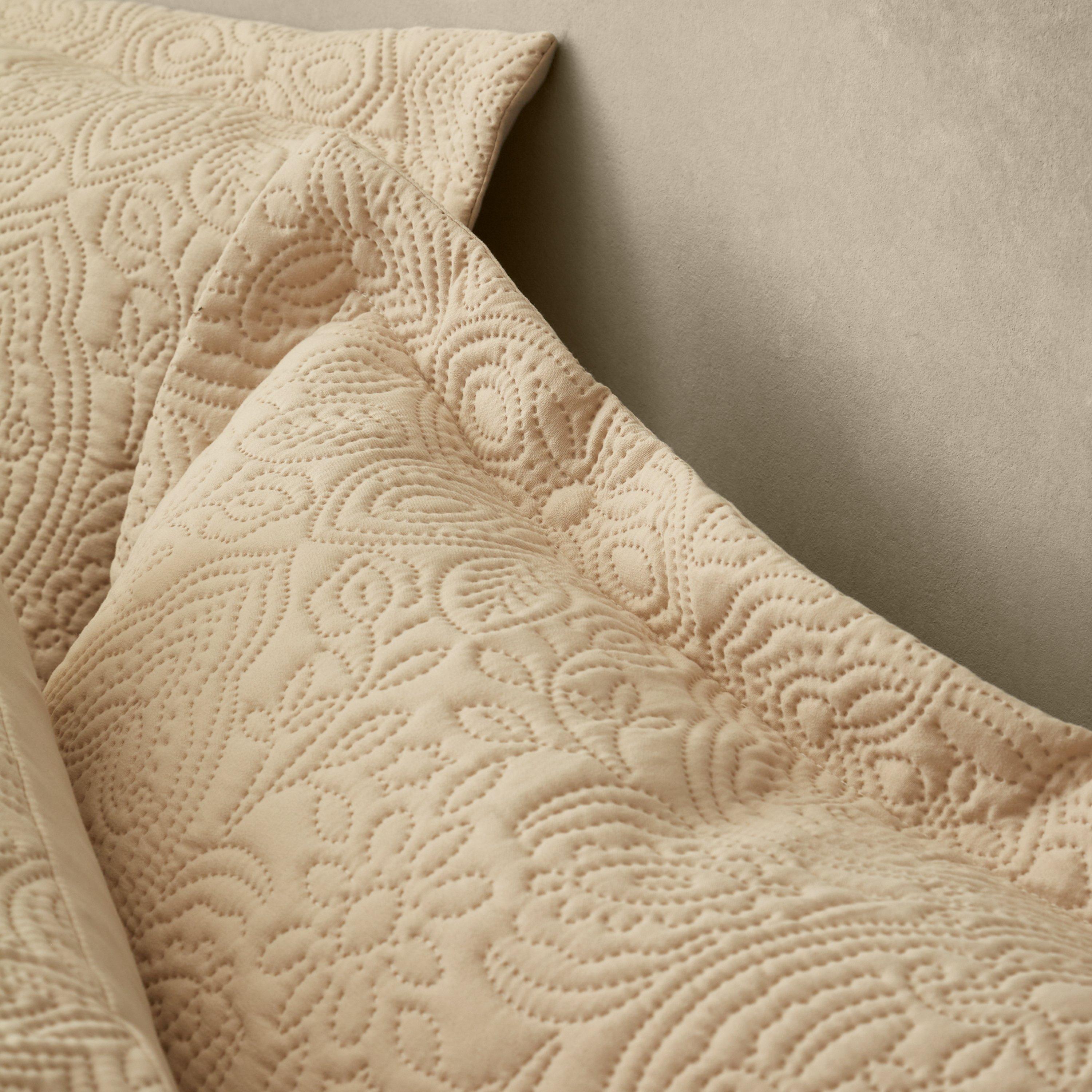 Natural - Pineapple Elephant - Casablanca Pinsonic Pillowsham Pair - 2