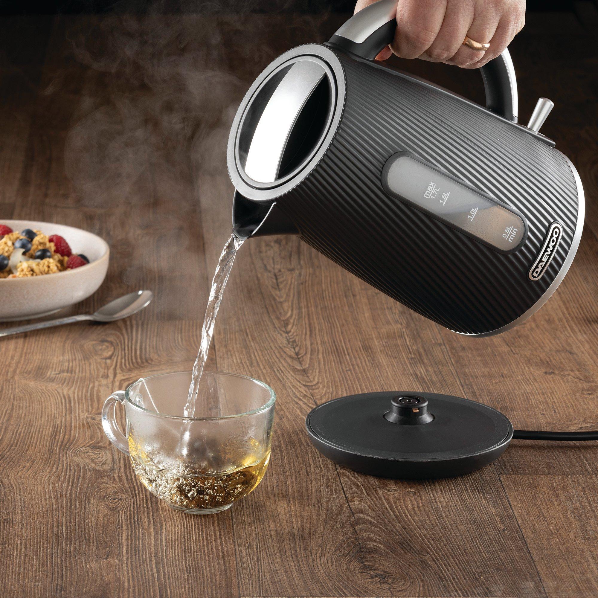 Black - Daewoo Electricals - CASCADE 1.7L 3KW KETTLE BLACK - 3