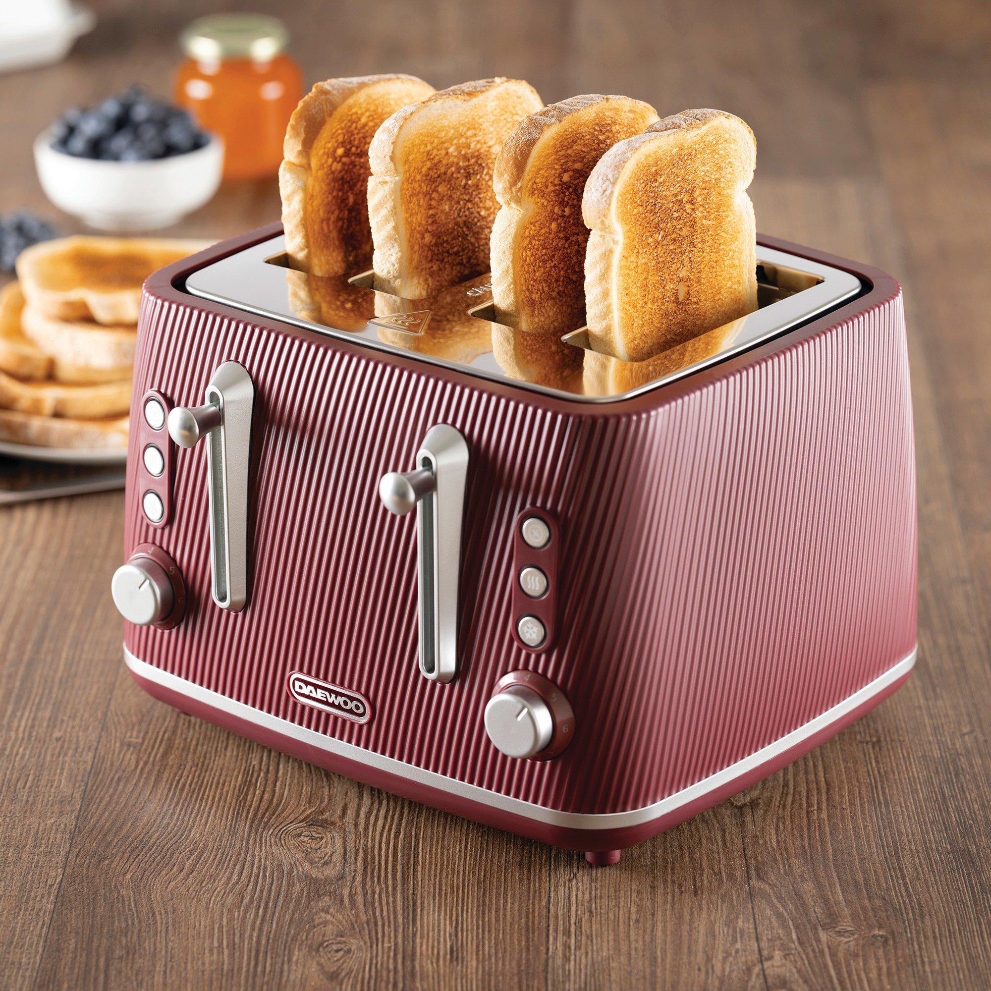 Daewoo CASCADE 4 SLICE TOASTER RUBY | FRASERS