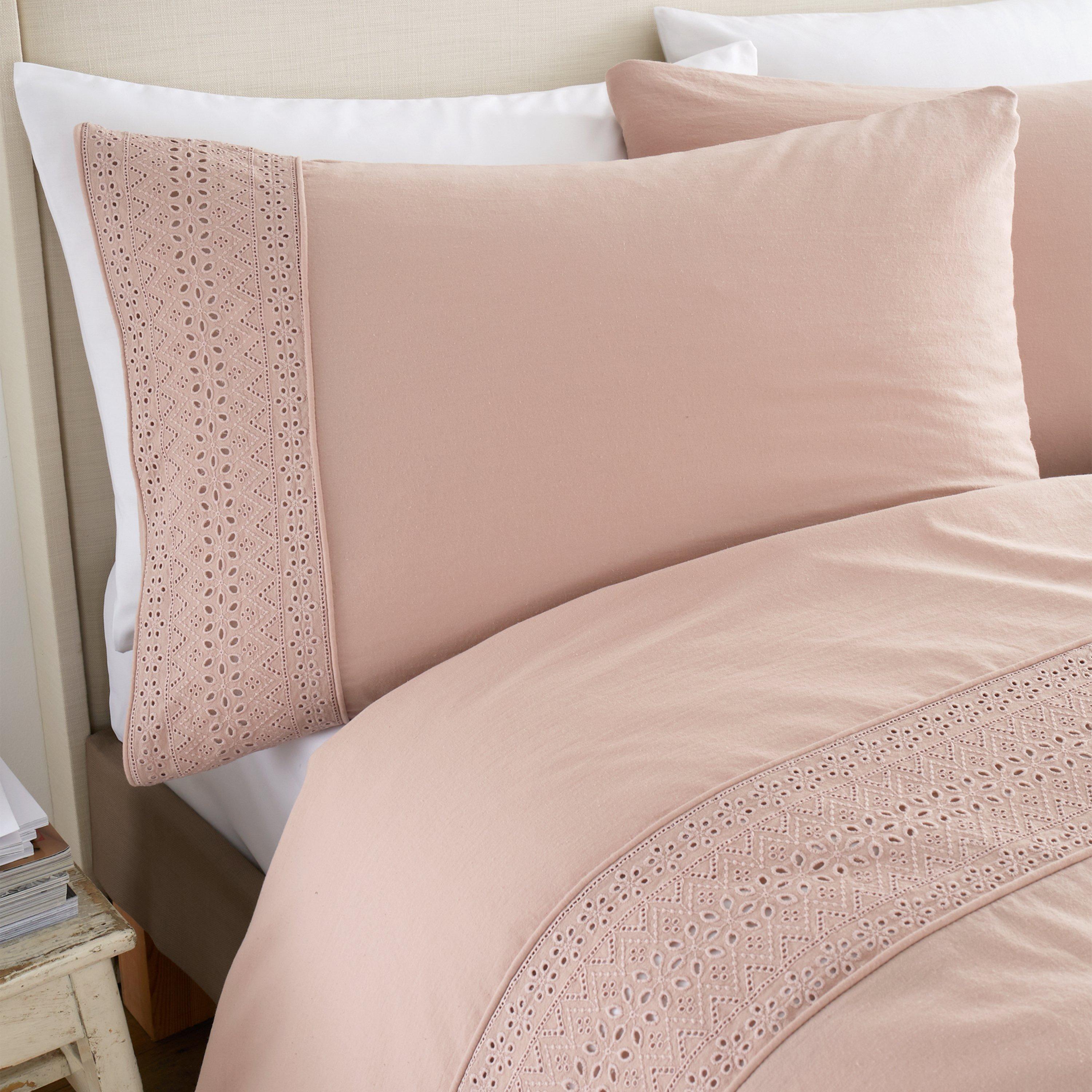 Blush Pink - Catherine Lansfield - Broderie Anglaise Duvet Cover Set - 2