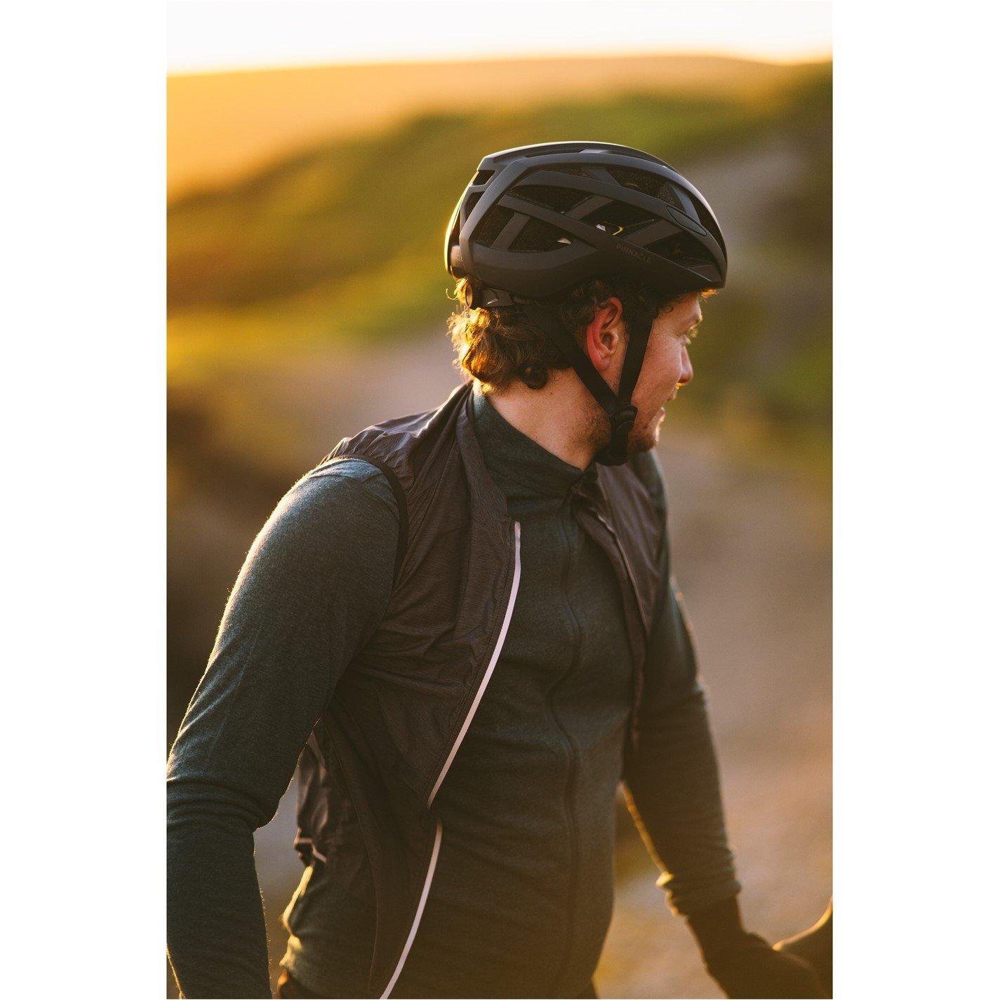 Zwart - Pinnacle - MIPS Road Cycling Helmet - 3