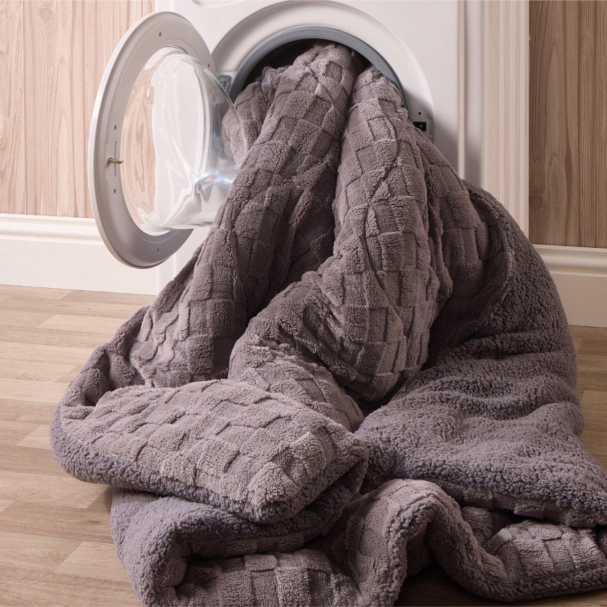 Charcoal - Downland - Luxury Chunky Waffle Coverless Duvet - 4